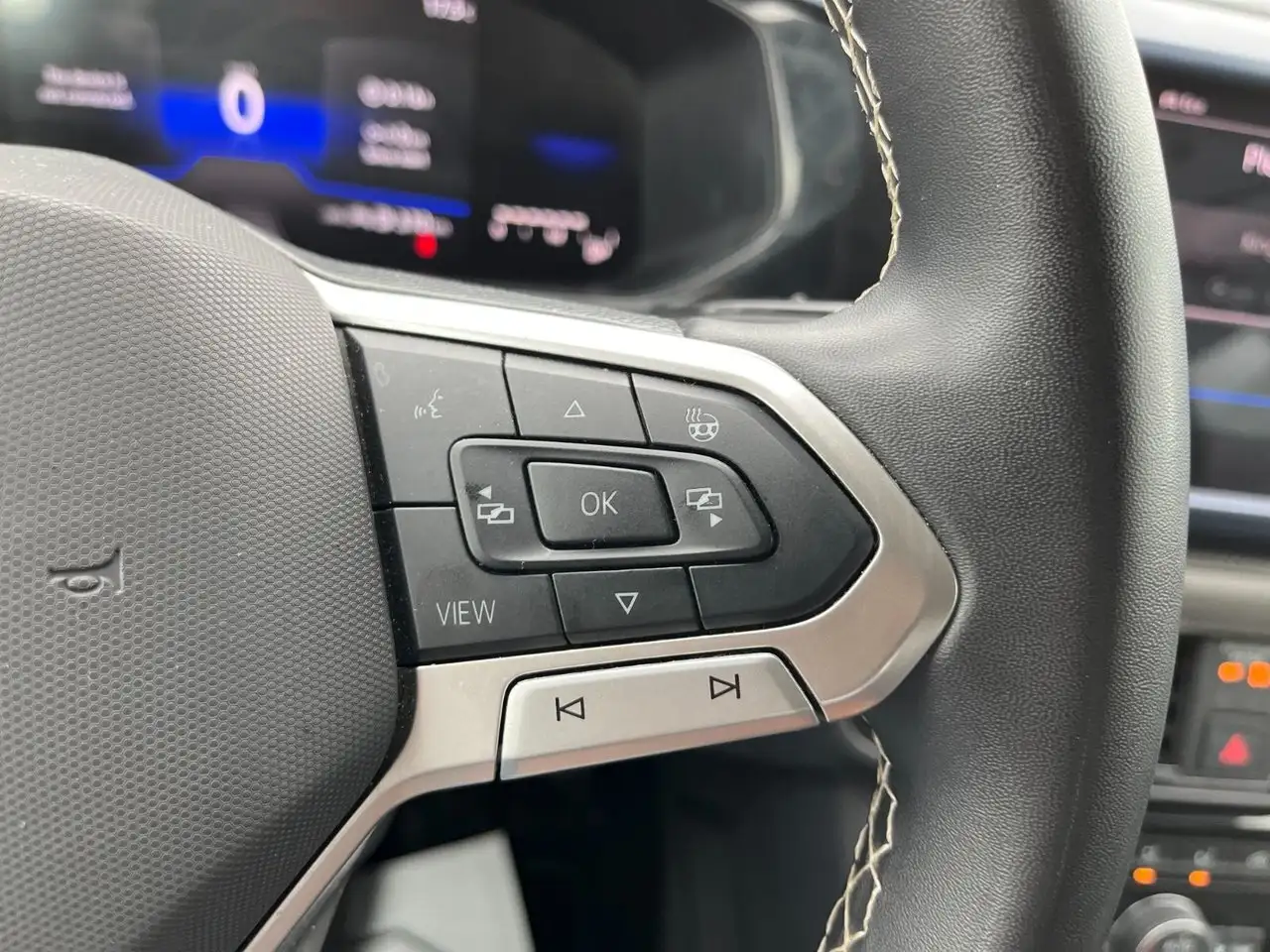 Volkswagen Taos снимка Volkswagen Taos