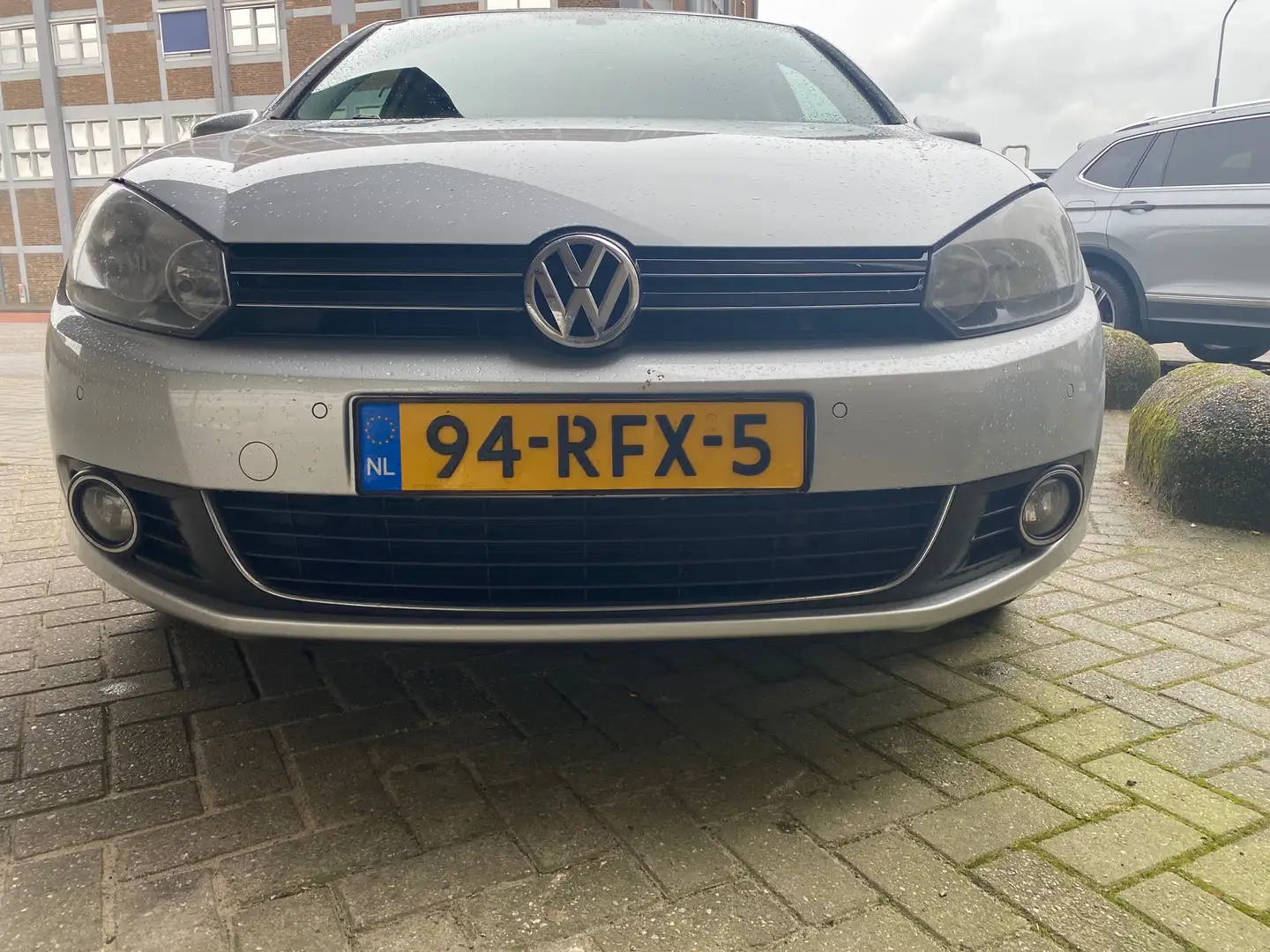 Volkswagen Golf Golf 1.2 TSI Highl. BlueM Zilver - 1