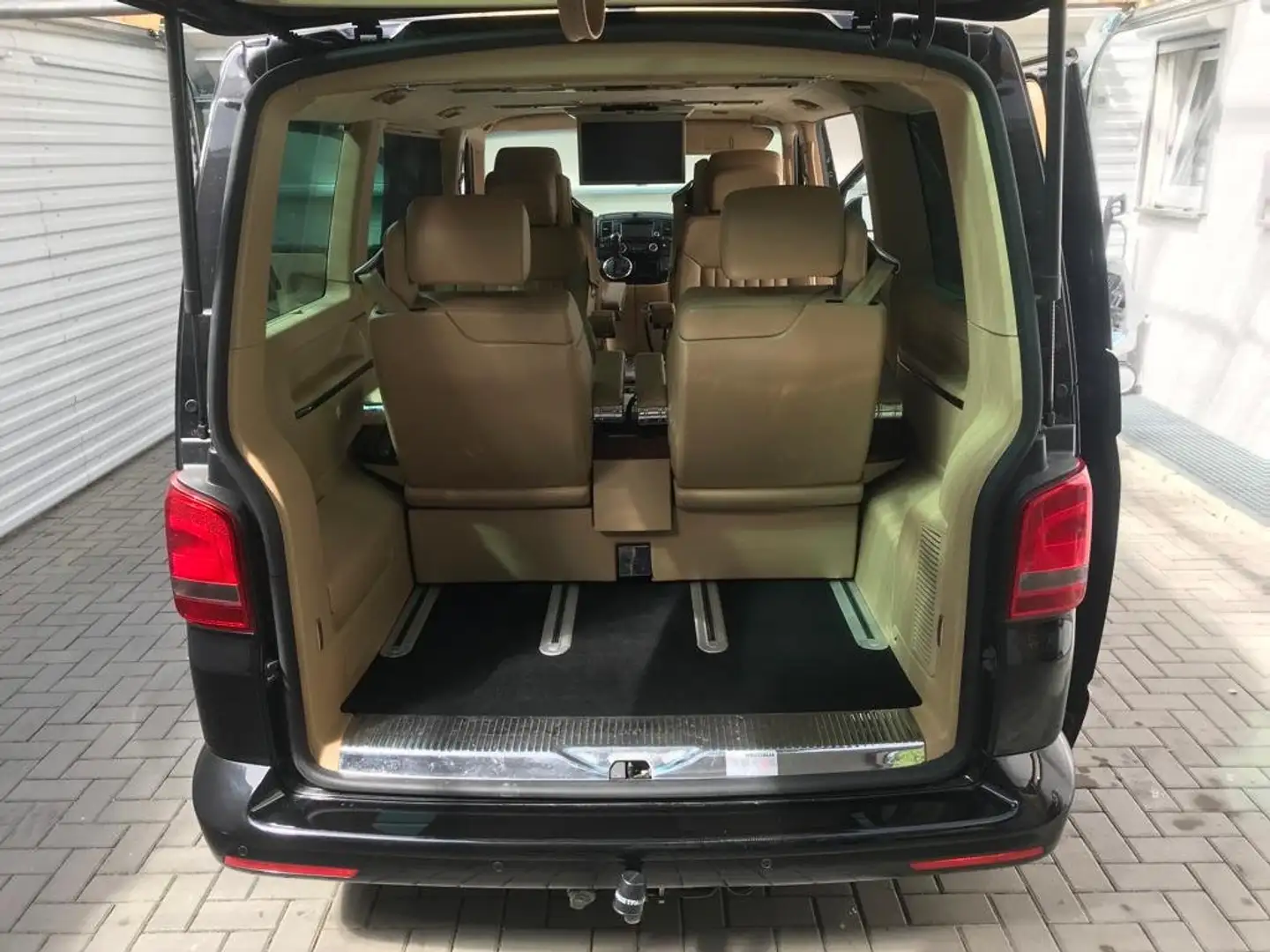 Volkswagen T5 Business Bentley *VIP* Чорний - 2