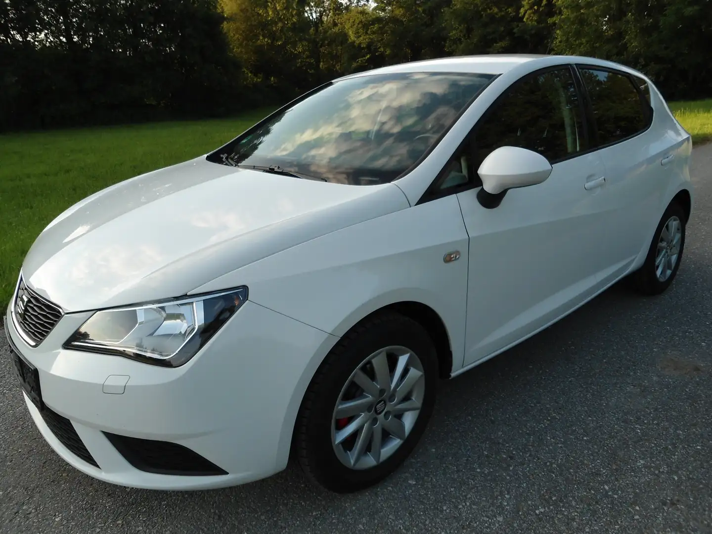 SEAT Ibiza Style Salsa Weiß - 1