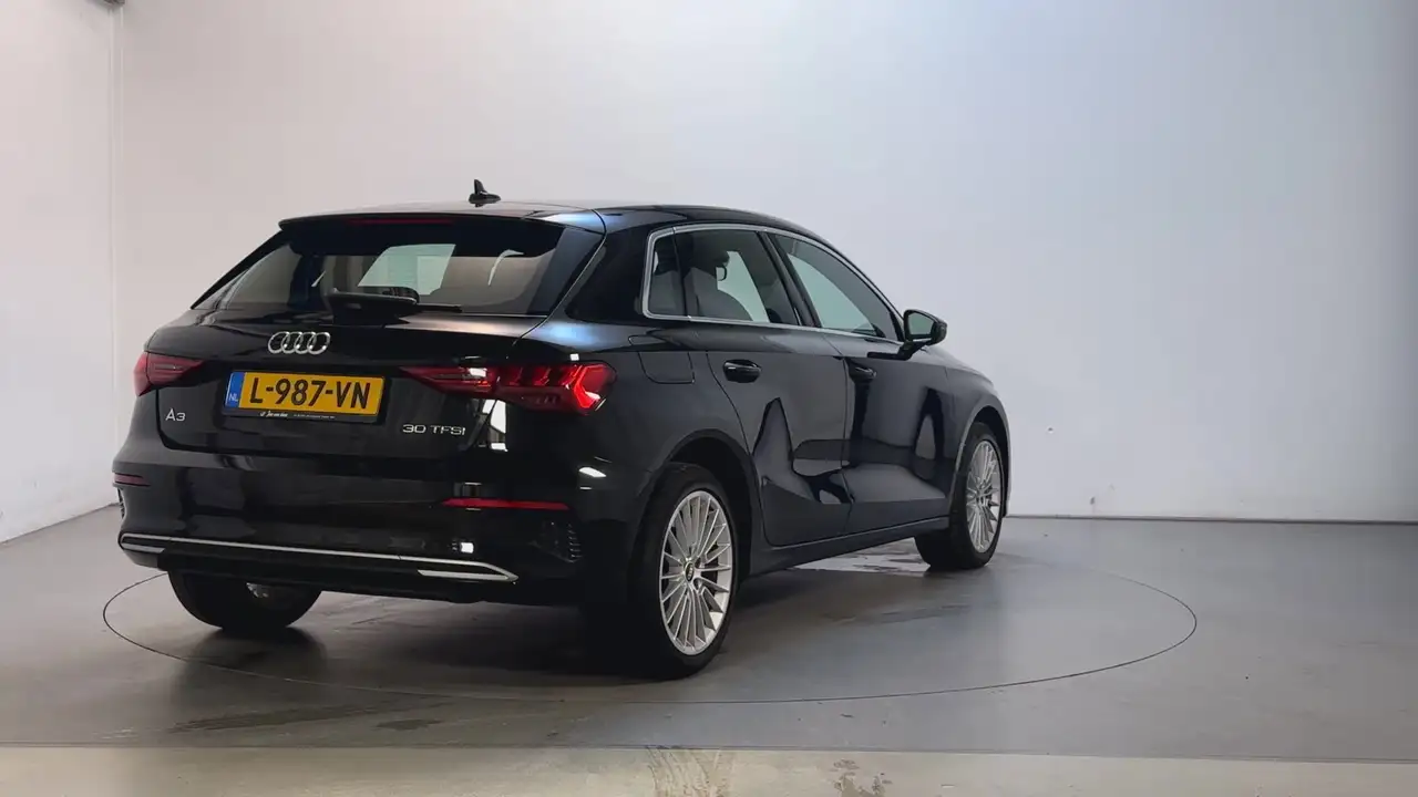 Audi A3 Sportback 30 TFSI Advanced Edition Navigatie Parke, миниатюра 3
