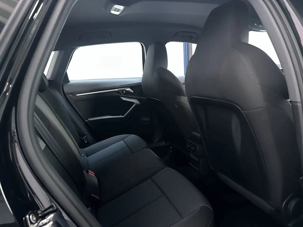Audi A3 Sportback 30 TFSI Advanced Edition Navigatie Parke, миниатюра 18