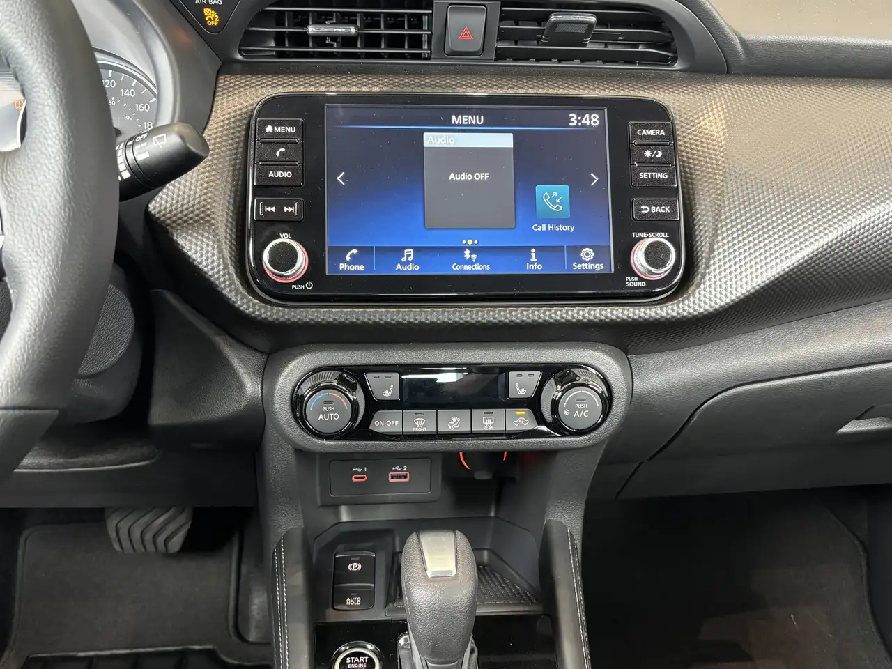 Nissan Kicks снимка Nissan Kicks