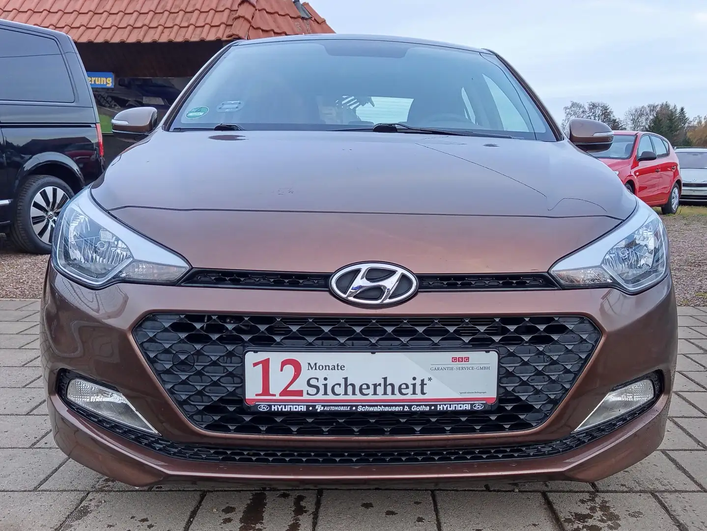 Hyundai i20 i20 blue 1.2 Klima,PDC,nur 33 tkm Braun - 1