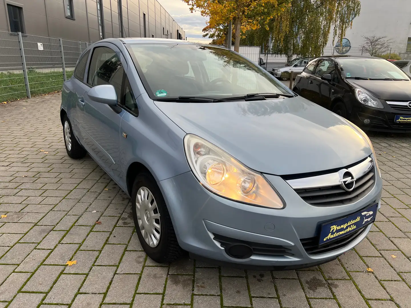 Opel Corsa CATCH ME Now/Tüv juli2026/2Hand/3türig/Klima Grau - 2