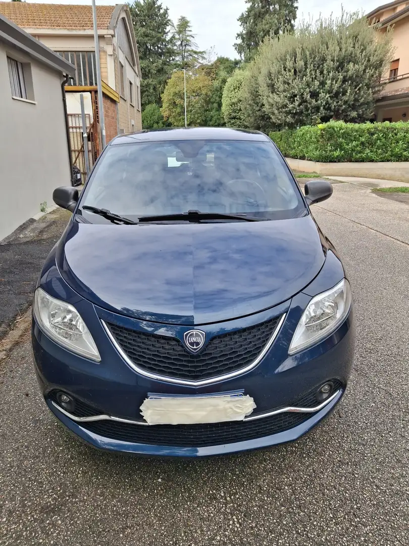 Lancia Ypsilon 0.9 t.air Gold ecochic metano 80cv my16 Albastru - 1