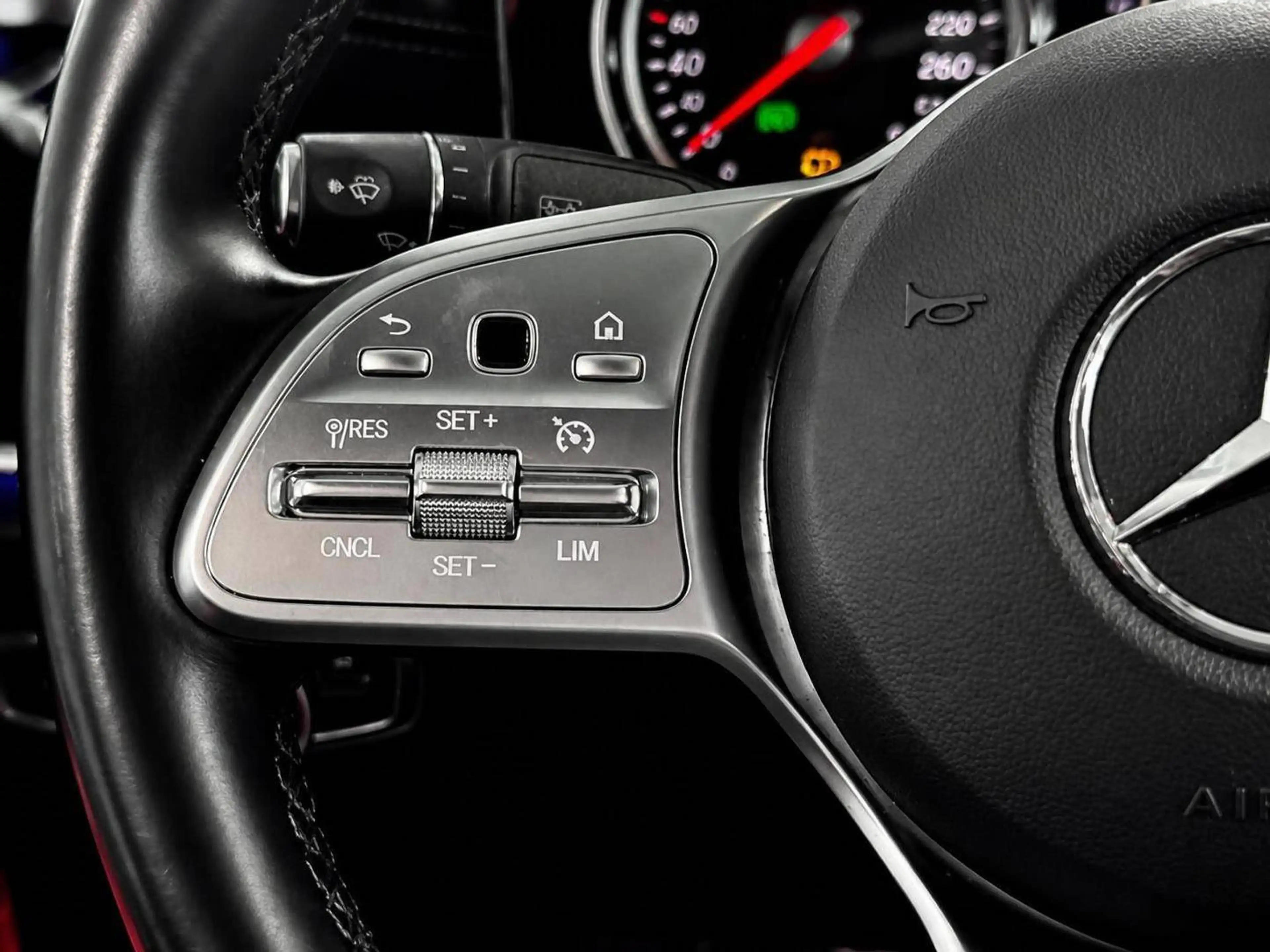 Mercedes-Benz CLS 220 *1. Hand + LED + Ambiente — photo 15