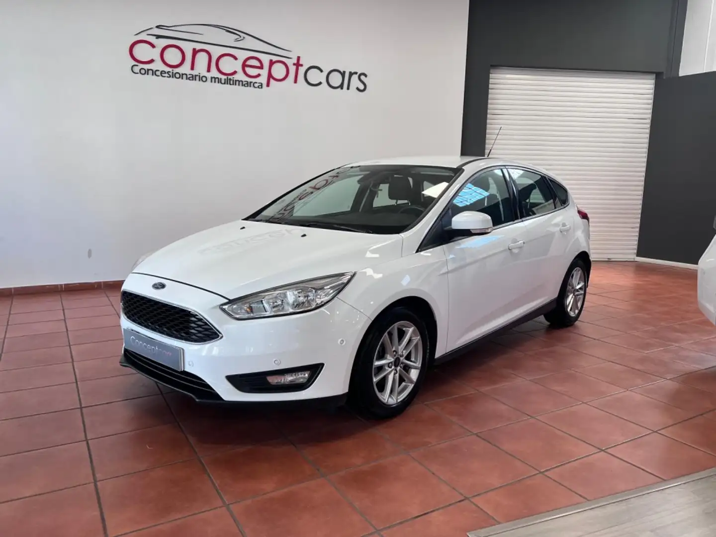 Ford Focus 1.0 Ecoboost Auto-S&S Trend+ 125 Blanco - 1