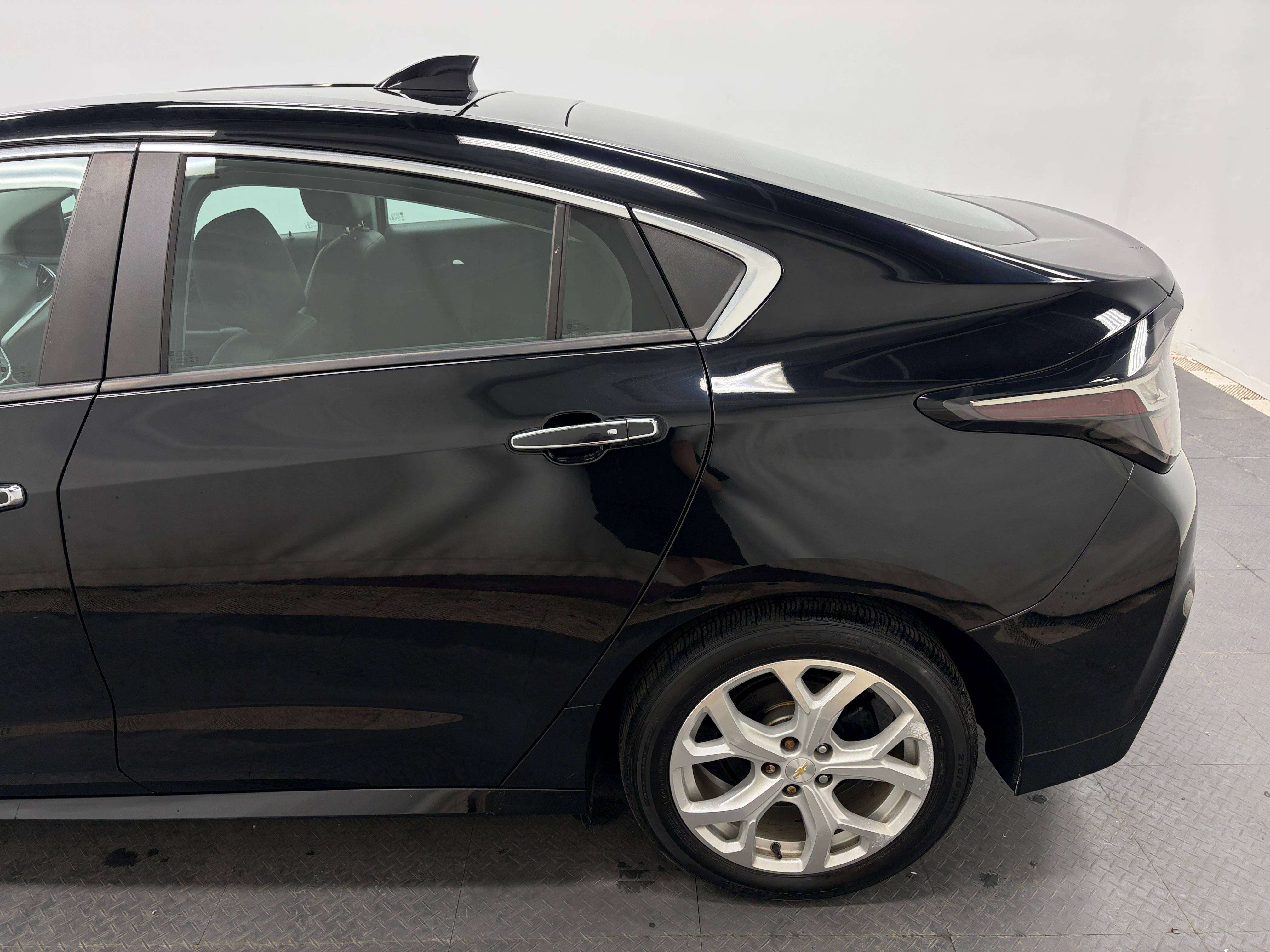 2019 Chevrolet Volt PREMIER 2LZ, AUDIO BOSE, CUIR, SIEGES CHAUFFANTS — снимка 1