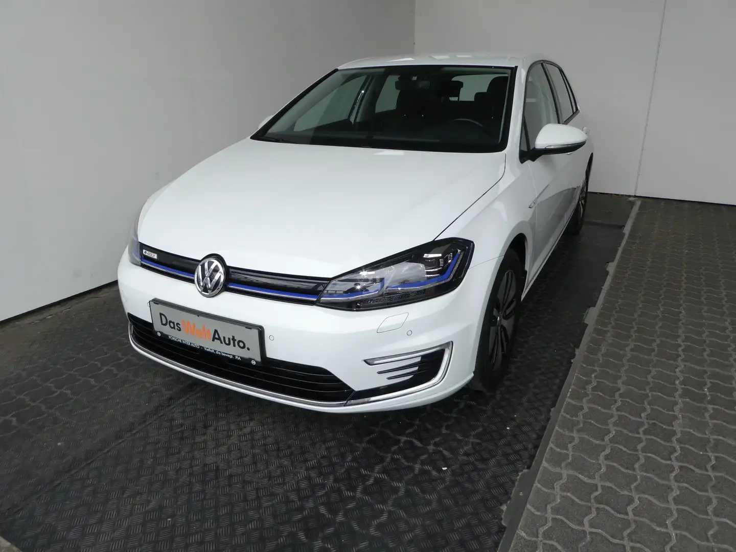 Volkswagen e-Golf VW e-Golf Weiß - 1