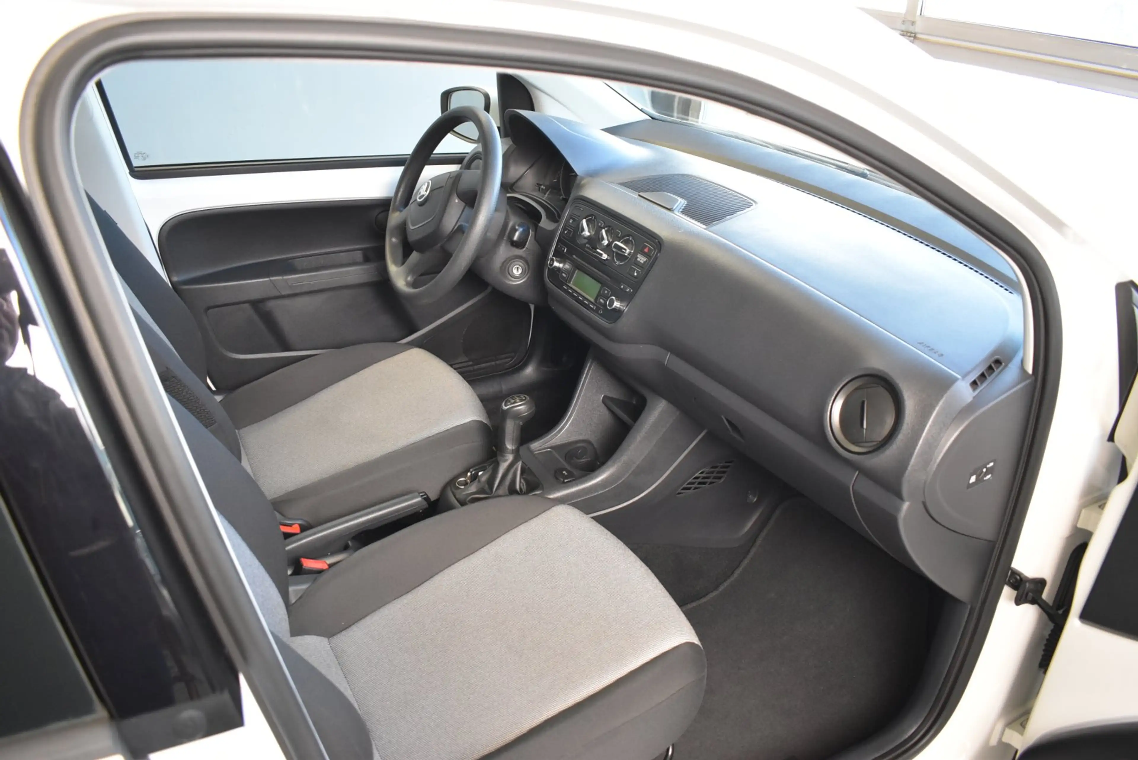 Skoda Citigo 1.0 Ambition SHZ*Klimaanlage*5-Türer — photo 15