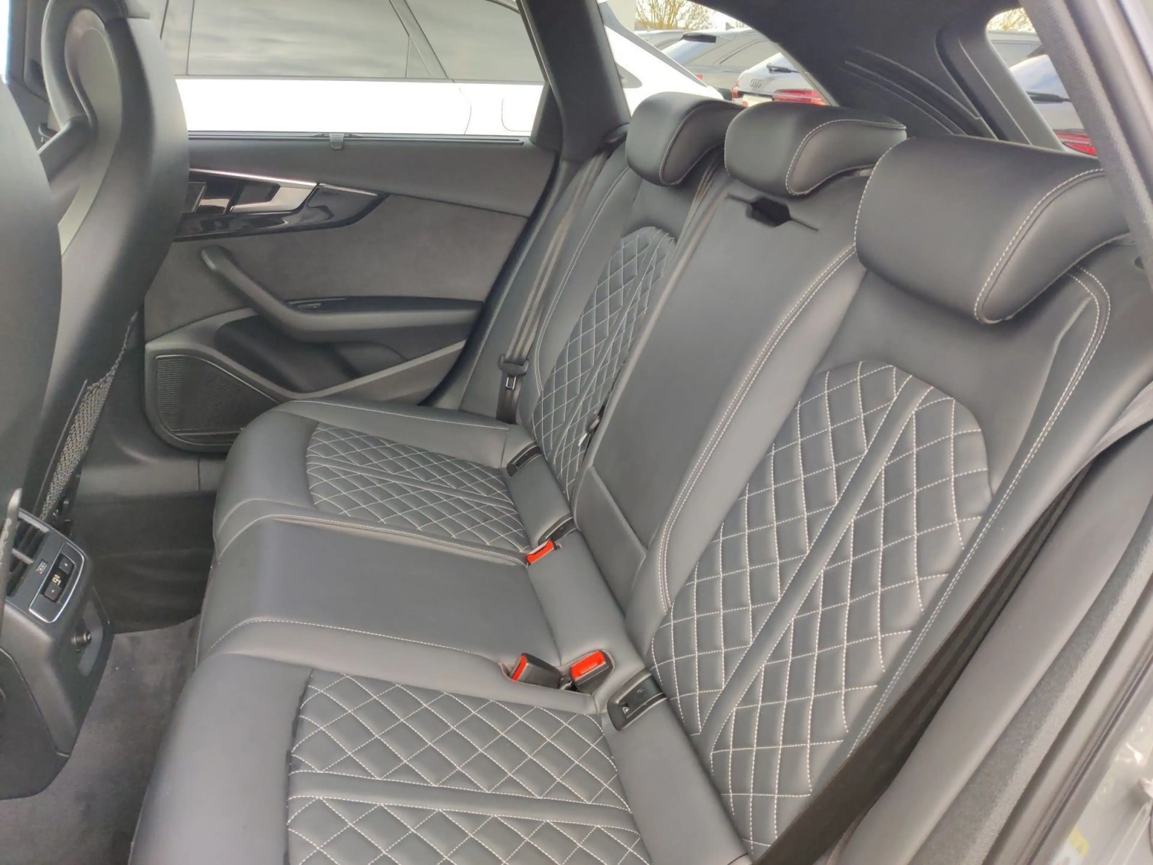 Audi S4 55 TDI q. Tiptr. AHK, S-Sportsitze, B&O — photo 15