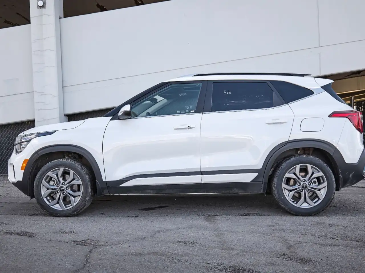 Kia Seltos photo Kia Seltos