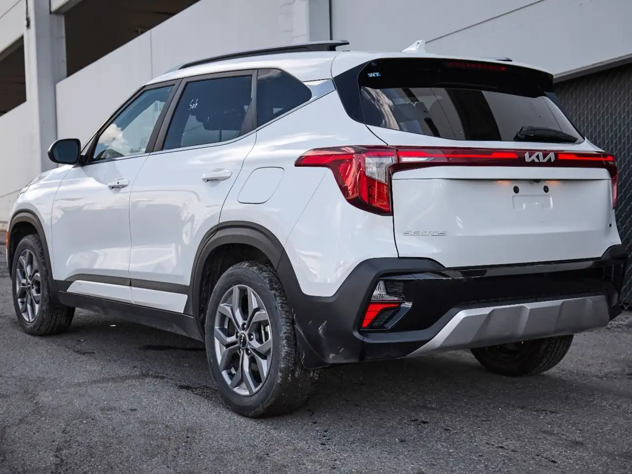 Kia Seltos photo Kia Seltos