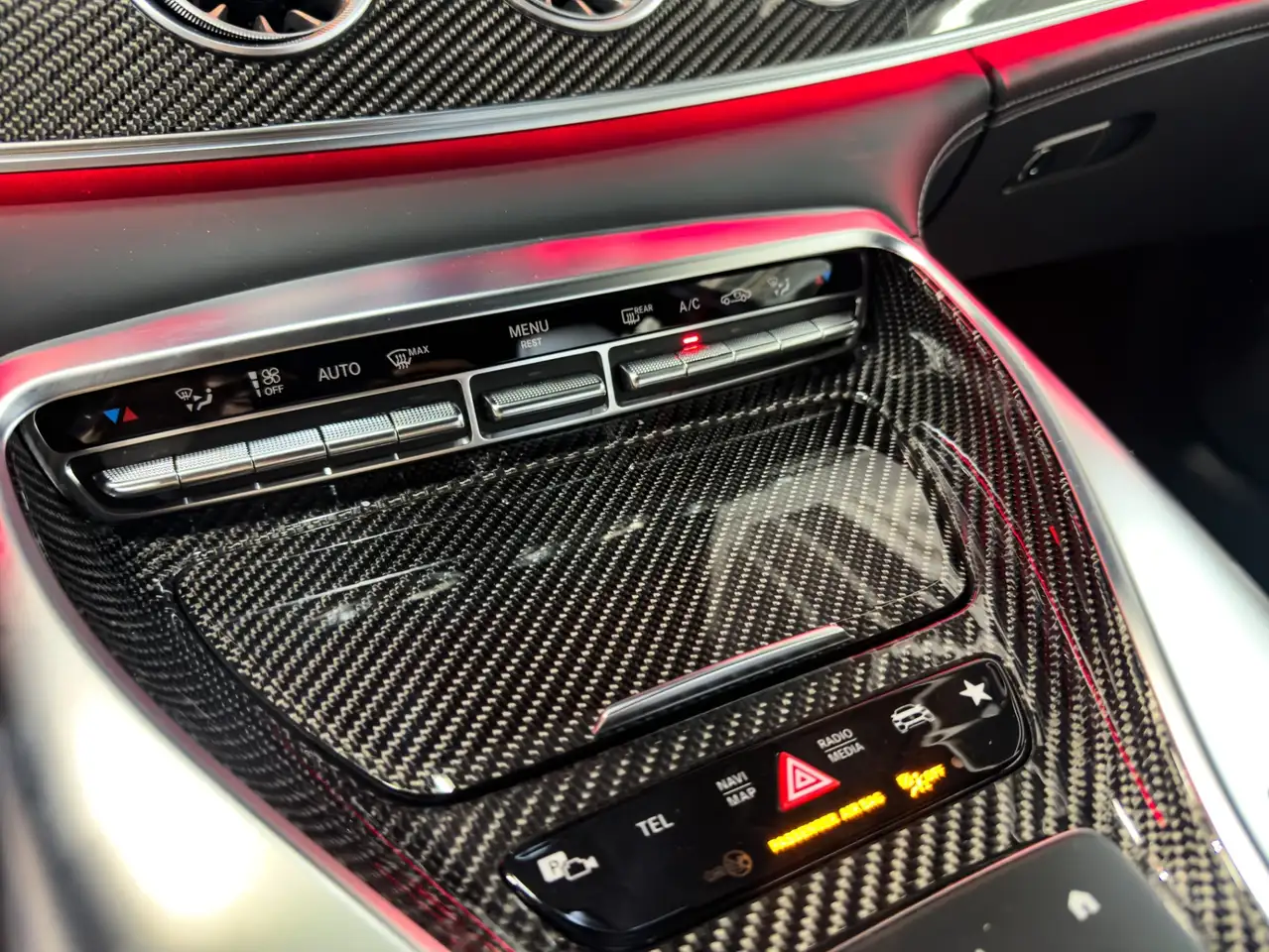 Mercedes-Benz AMG GT снимка Mercedes-Benz AMG GT