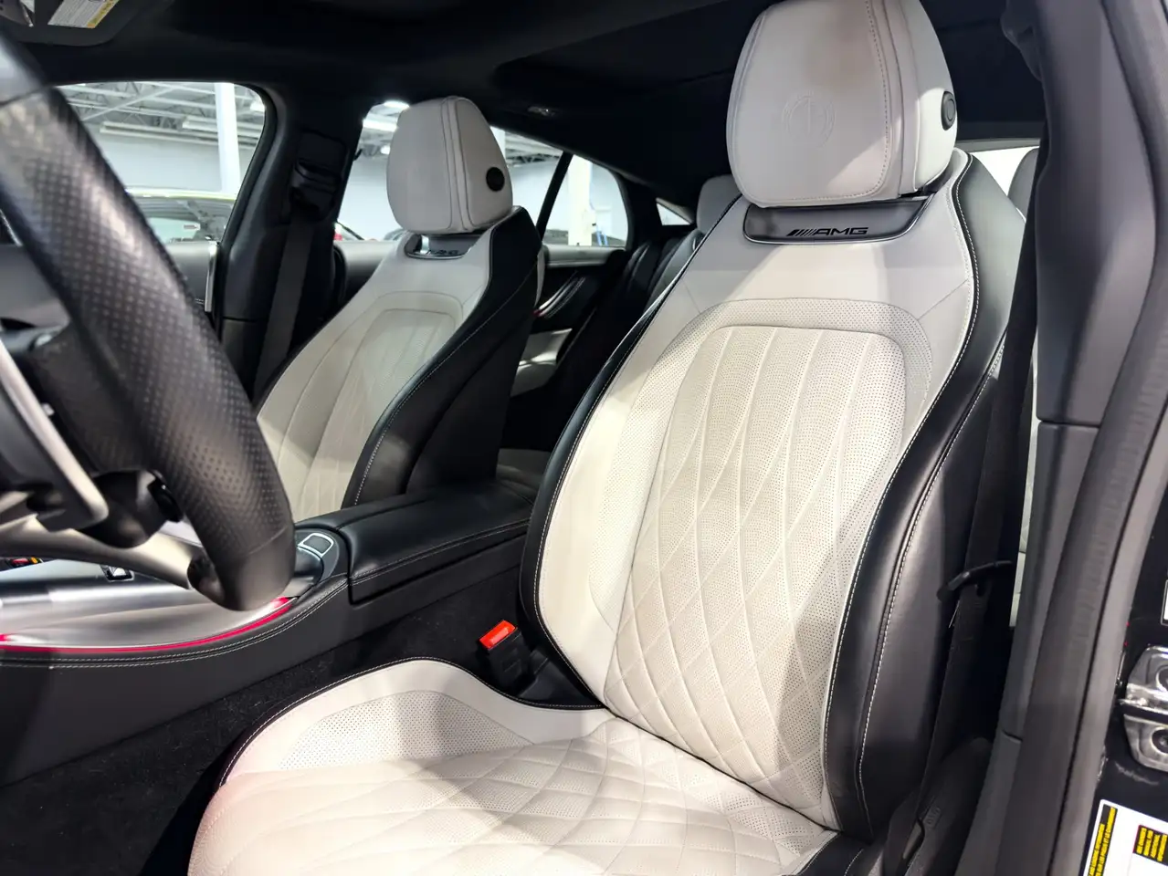 Mercedes-Benz AMG GT снимка Mercedes-Benz AMG GT