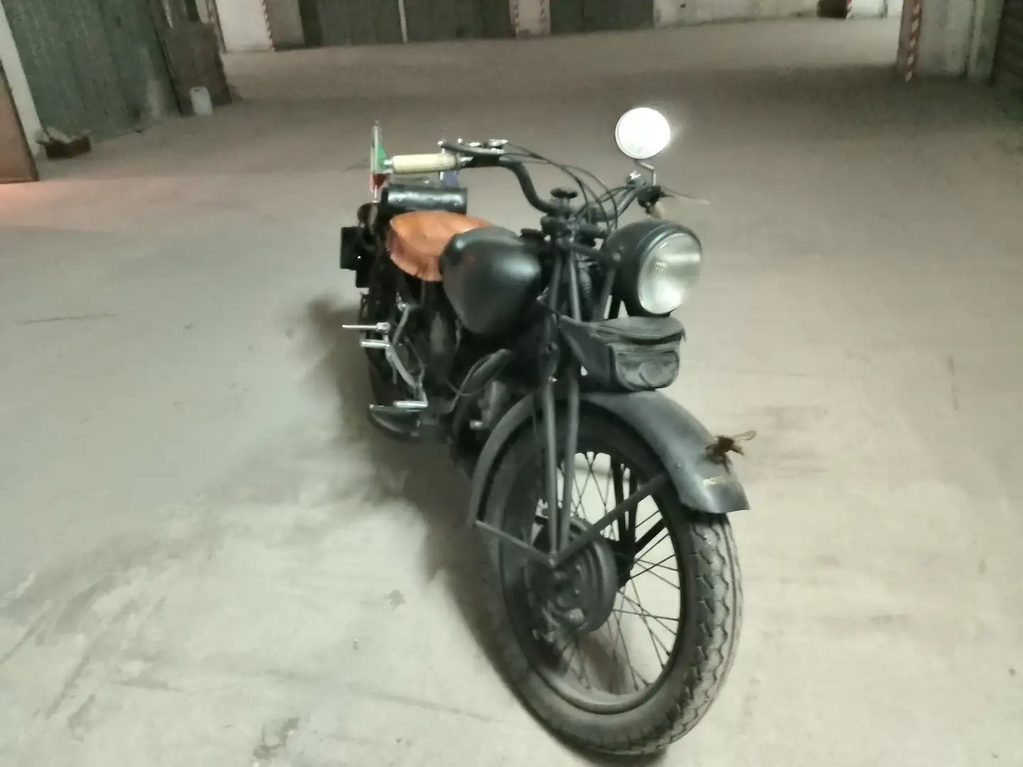 Moto Guzzi Superalce Militare crna - 1