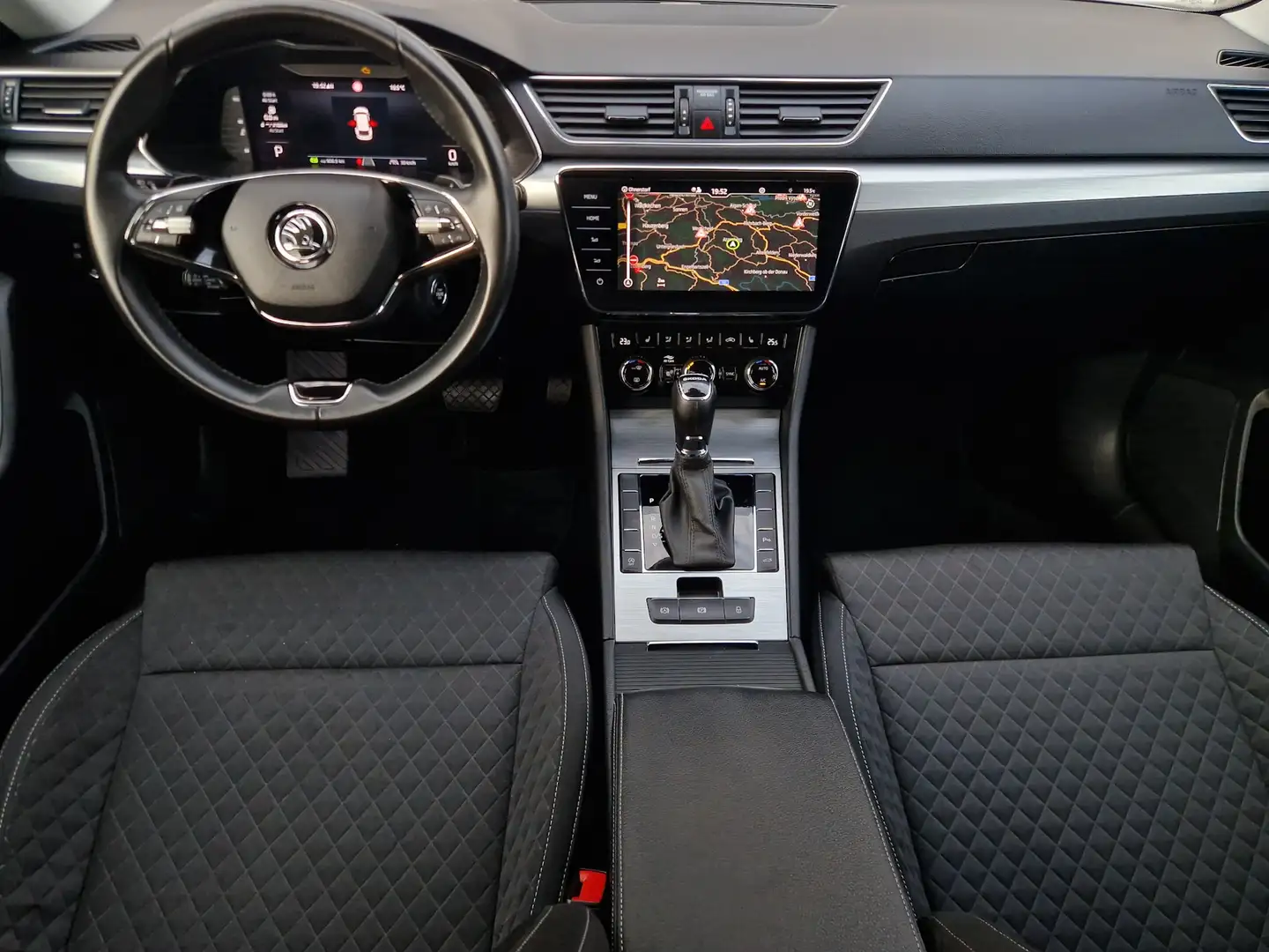 Skoda Superb Superb 2,0 TDI AHK, ACC, Standheizung, Virtual! Weiß - 2