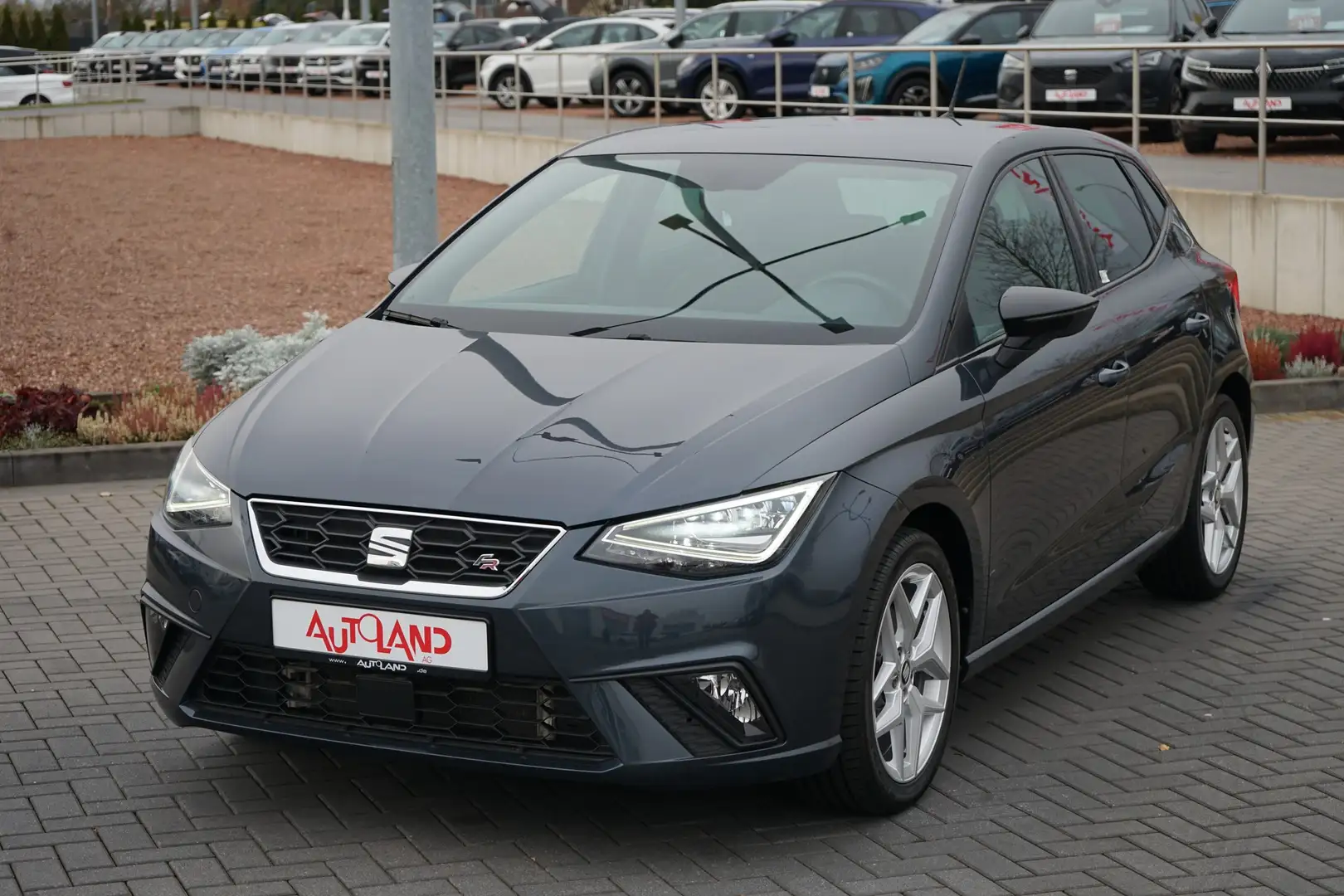 SEAT Ibiza 1.0 FR LED Navi Sitzheizung Grigio - 2