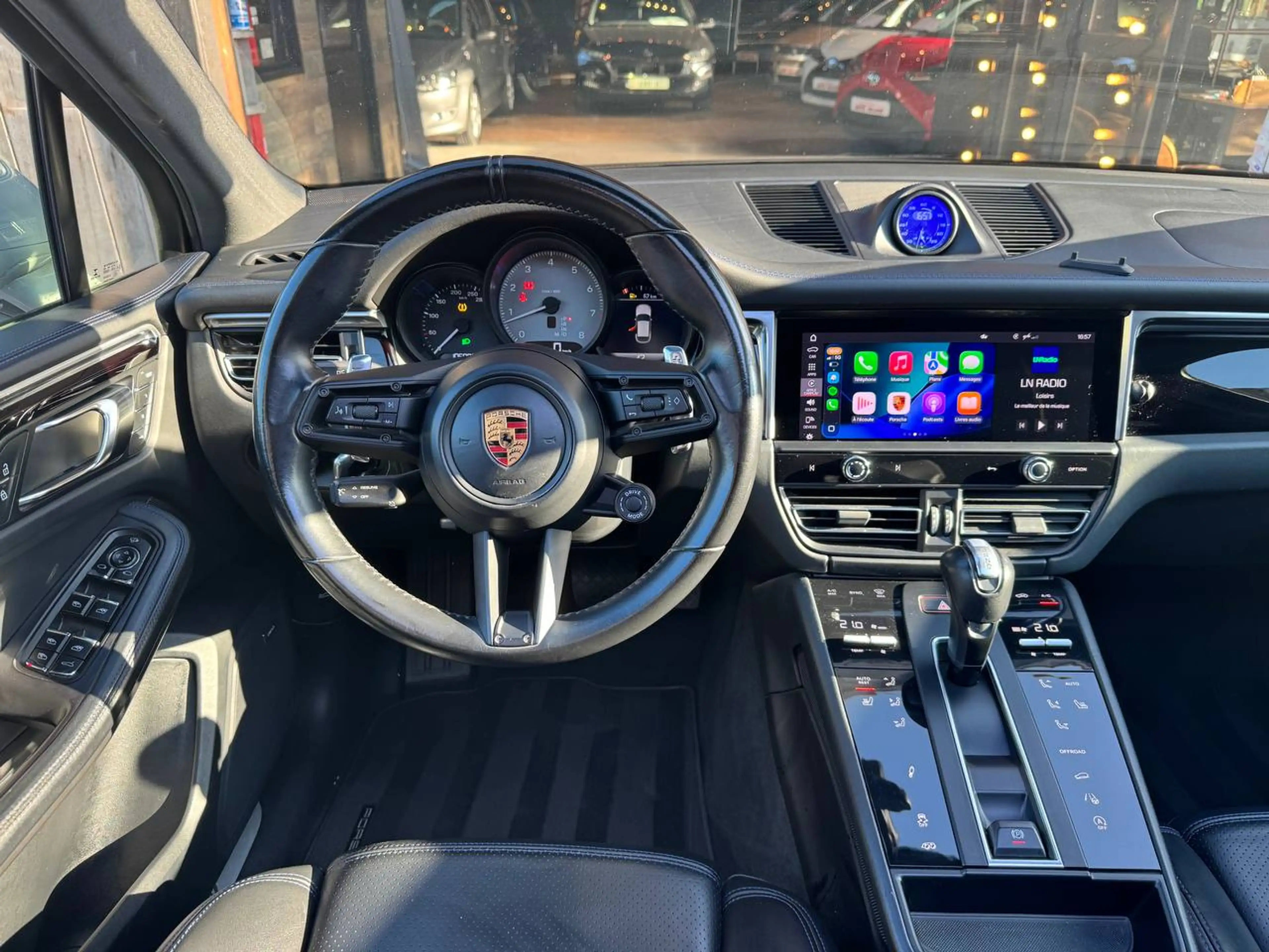 Porsche Macan Macan S 2.9 V6 BiTurbo *1ER PROP + CARNET + CAM 360** Dépôt-Vente — photo 10