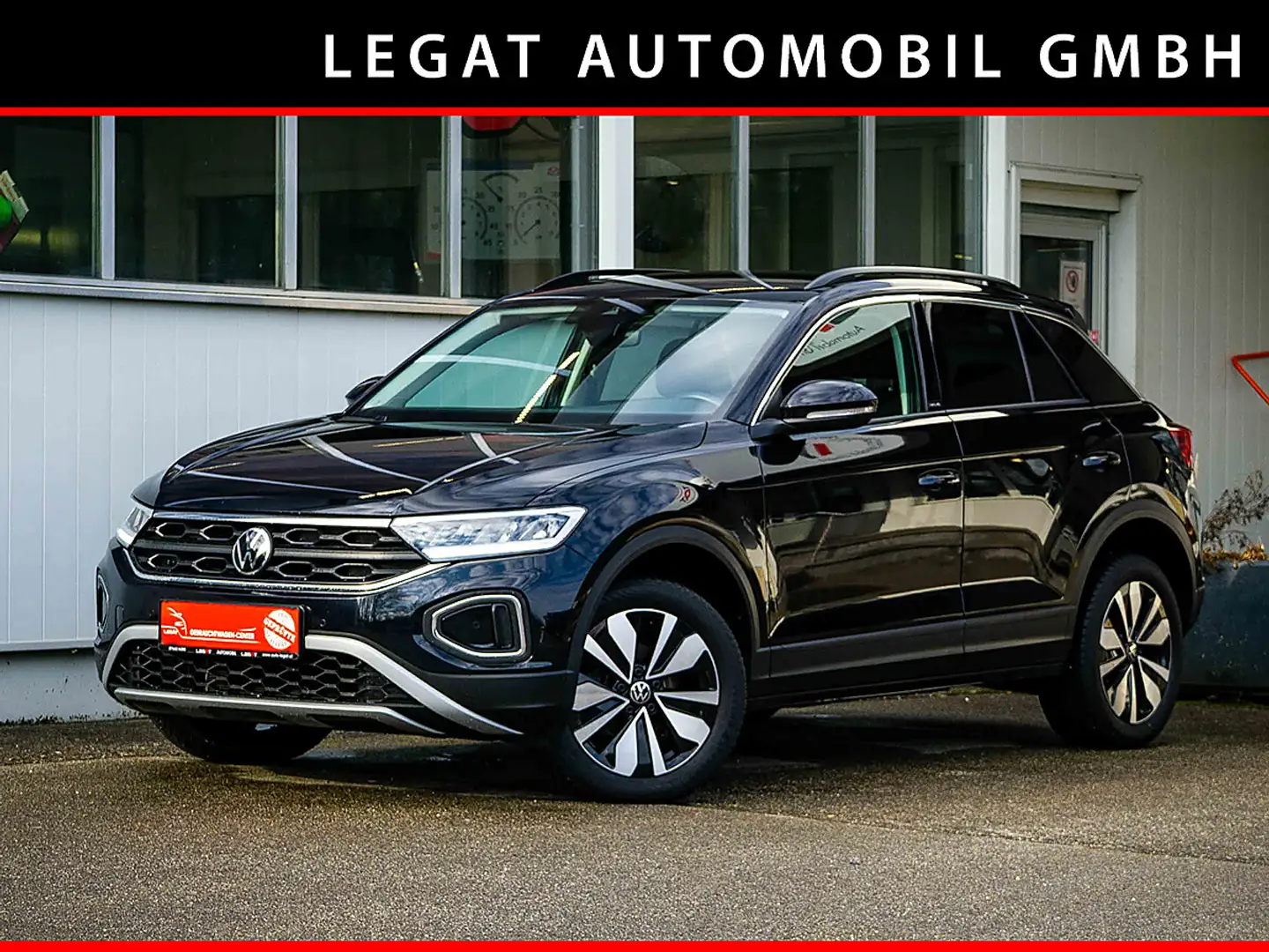 Volkswagen T-Roc 1,0 TSI Life MOVE Schwarz - 2