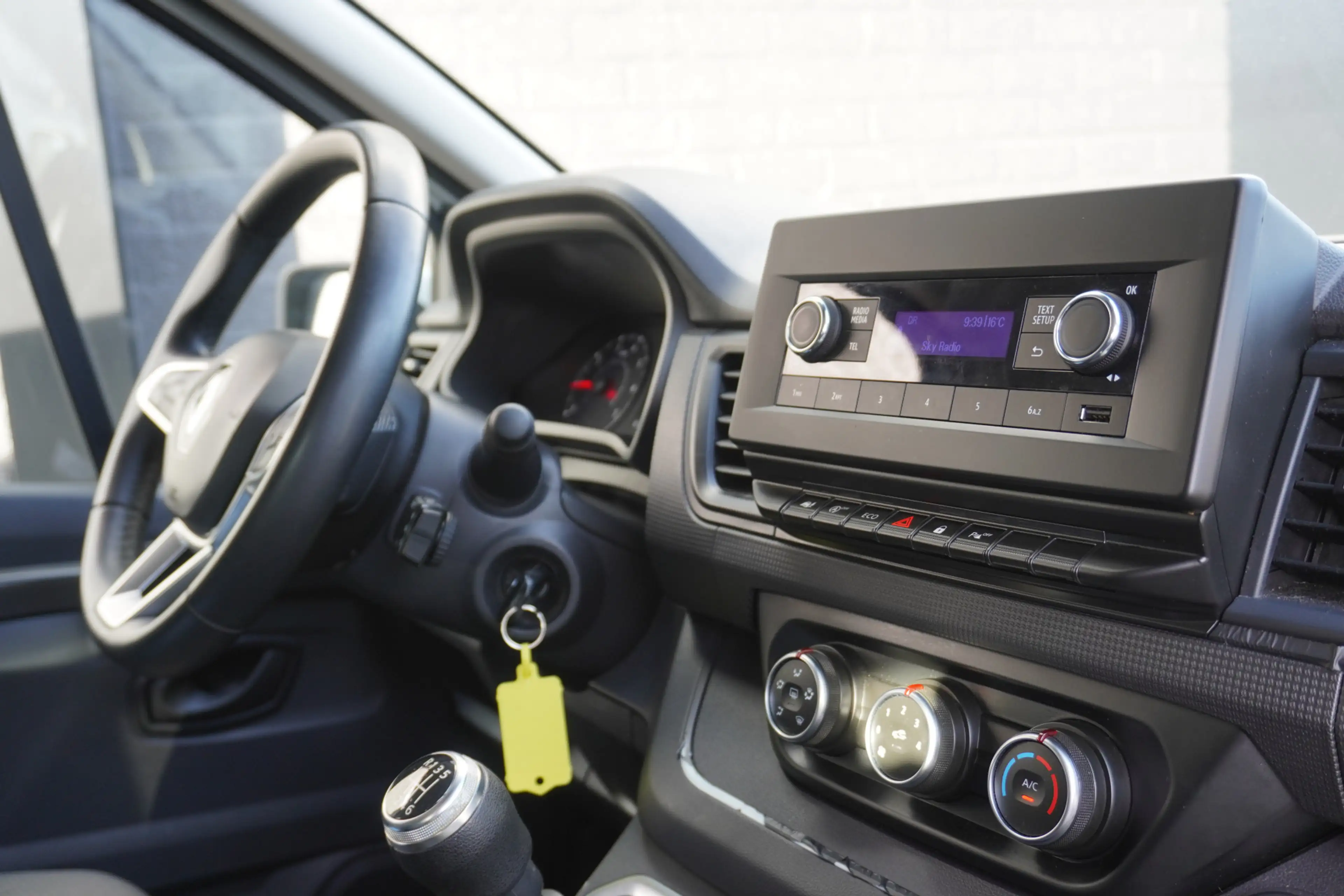 Renault Trafic 2.0 dCi L2 Dubbele Cabine EURO 6 - Airco - Cruise — photo 3