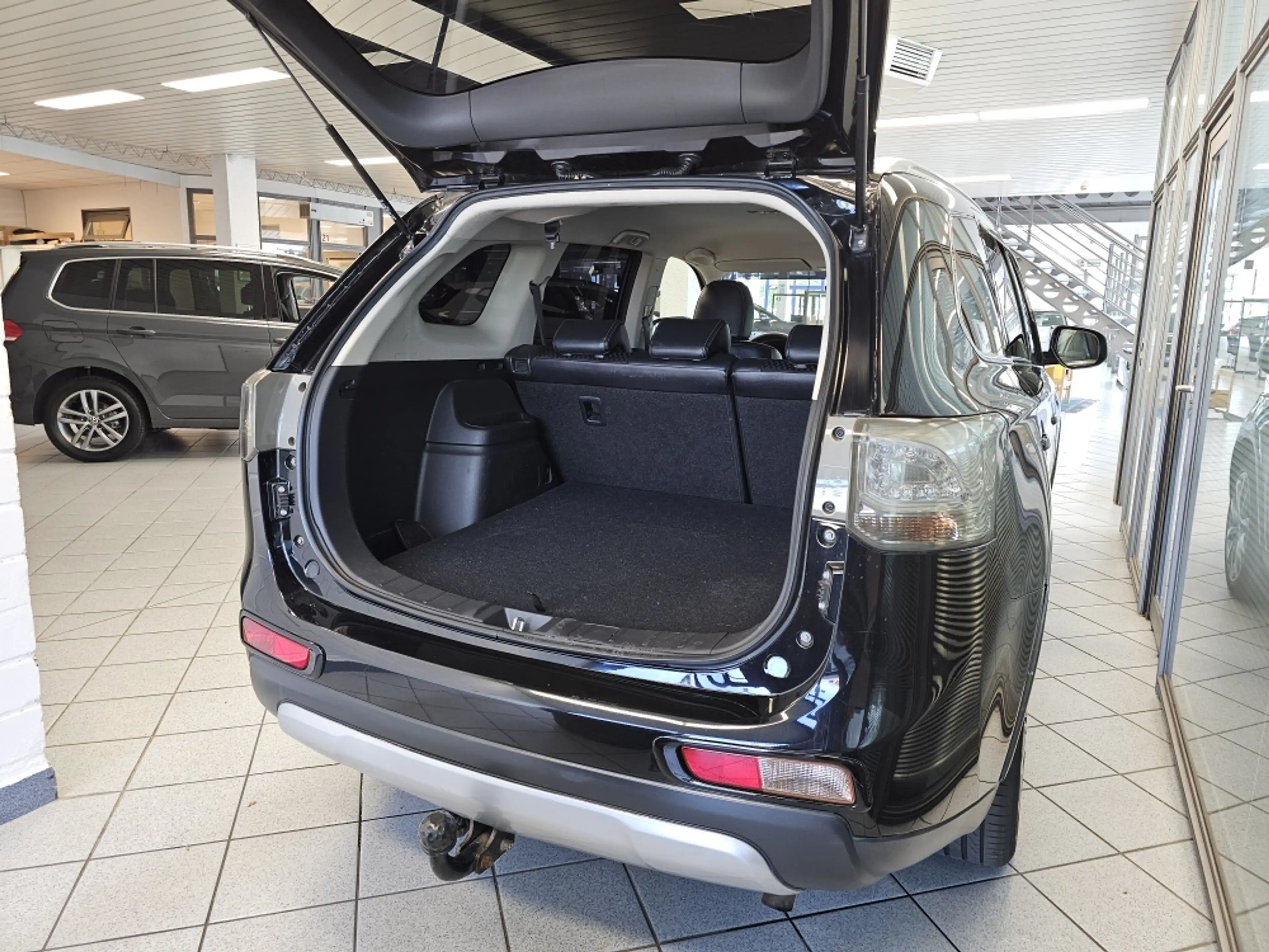 Mitsubishi Outlander AHK,Allrad,Kamera,PDC,Navigation — photo 3
