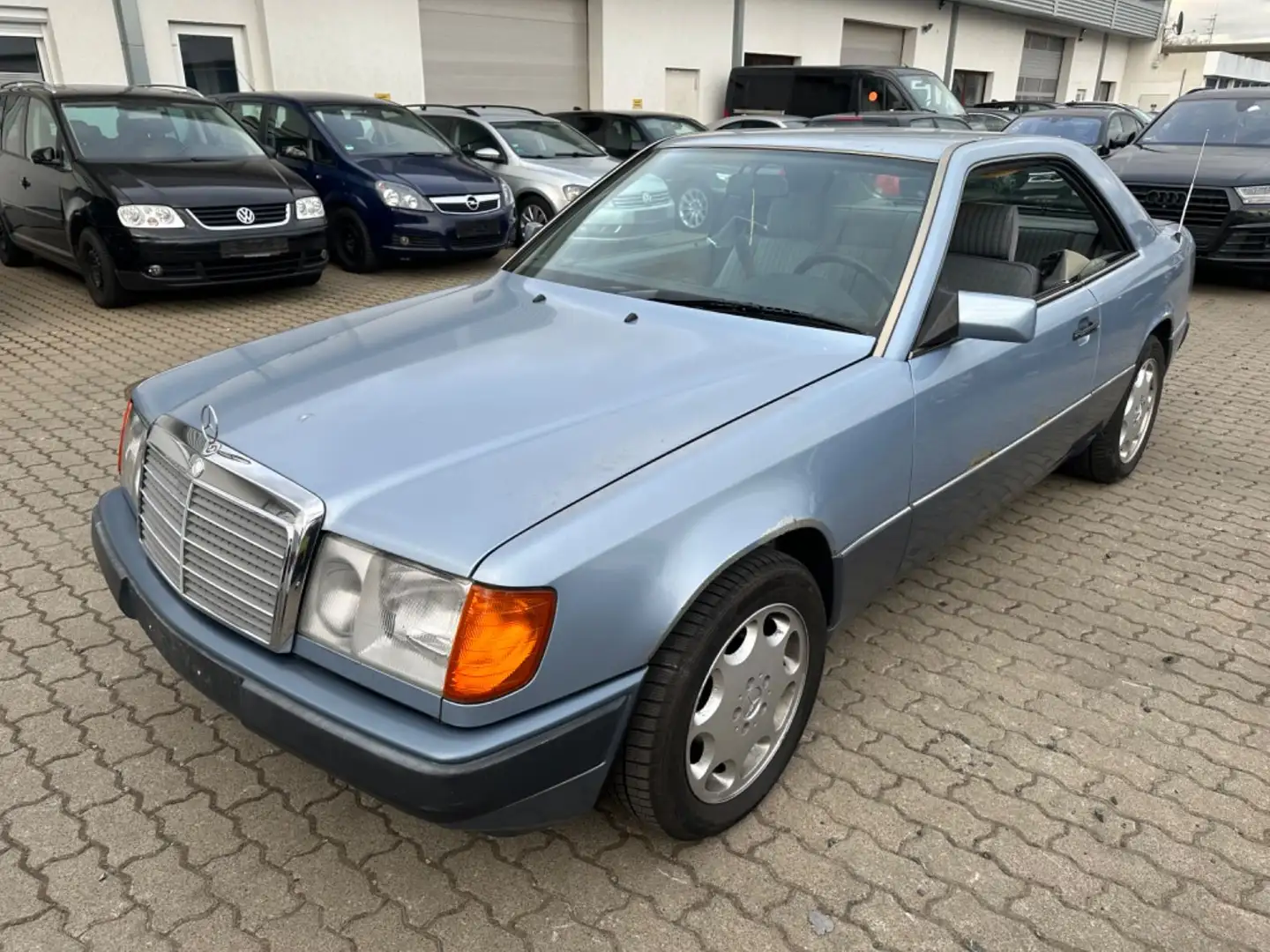 Mercedes-Benz CE 230 Klima Elek.Fenster TÜV Neu! Синій - 1