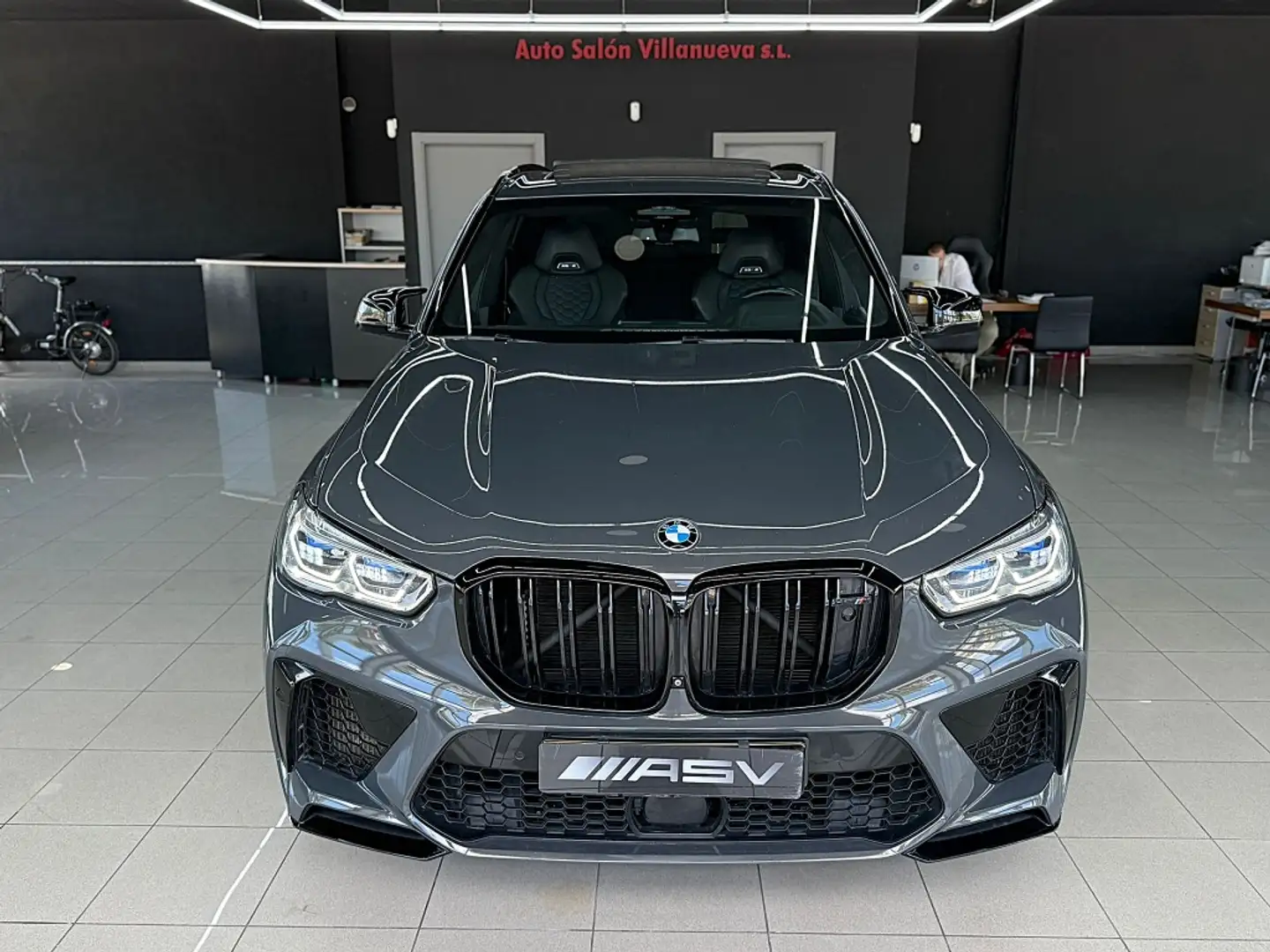 BMW X5 M Competition Grijs - 2