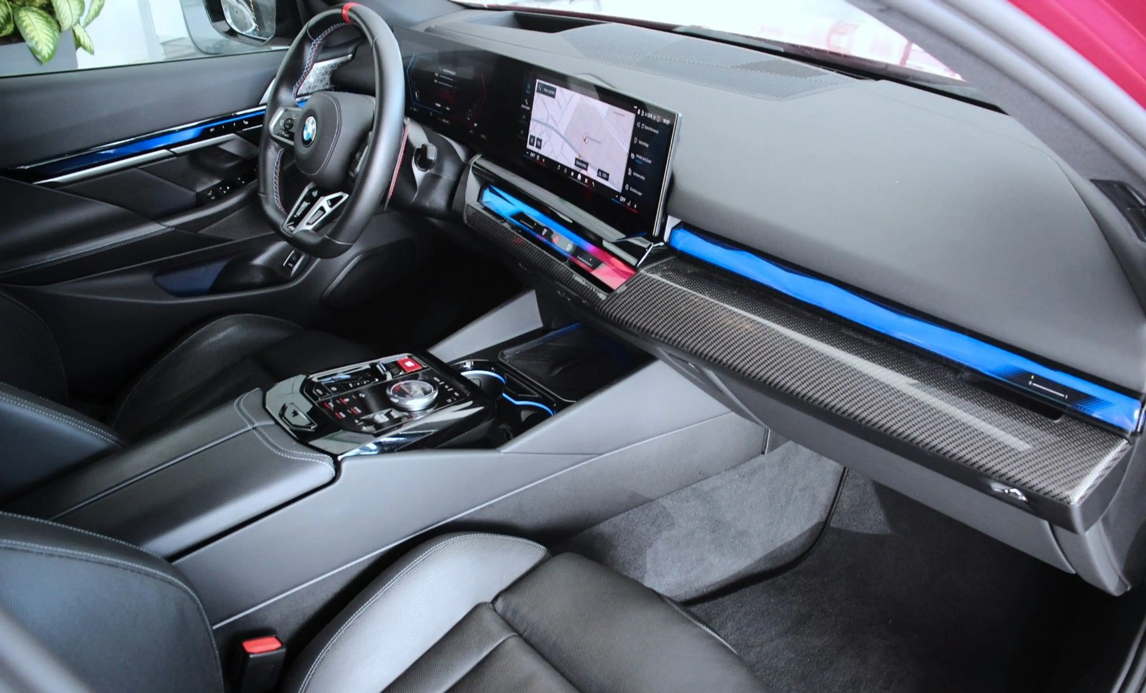 BMW M5 Limousine (G90) *A-LED*B&W*IconiGlow*CARBON — photo 14
