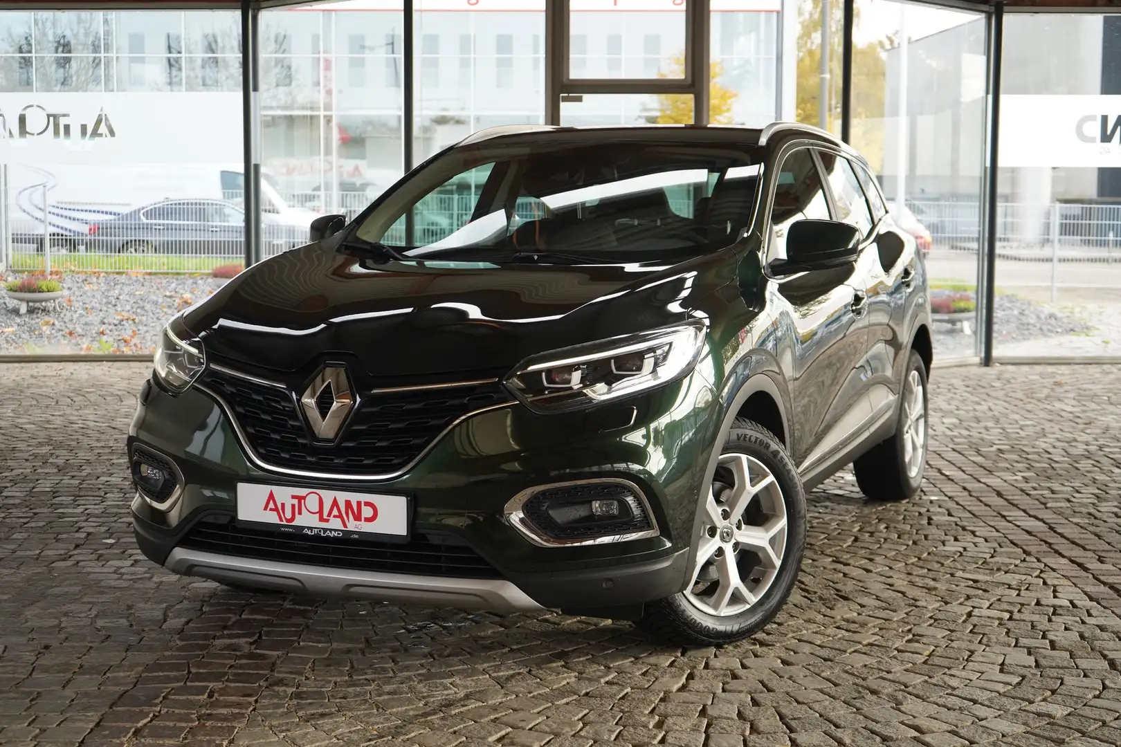 Renault Kadjar 1.3 TCE Limited LED Navi Sitzheizung PDC Grün - 2