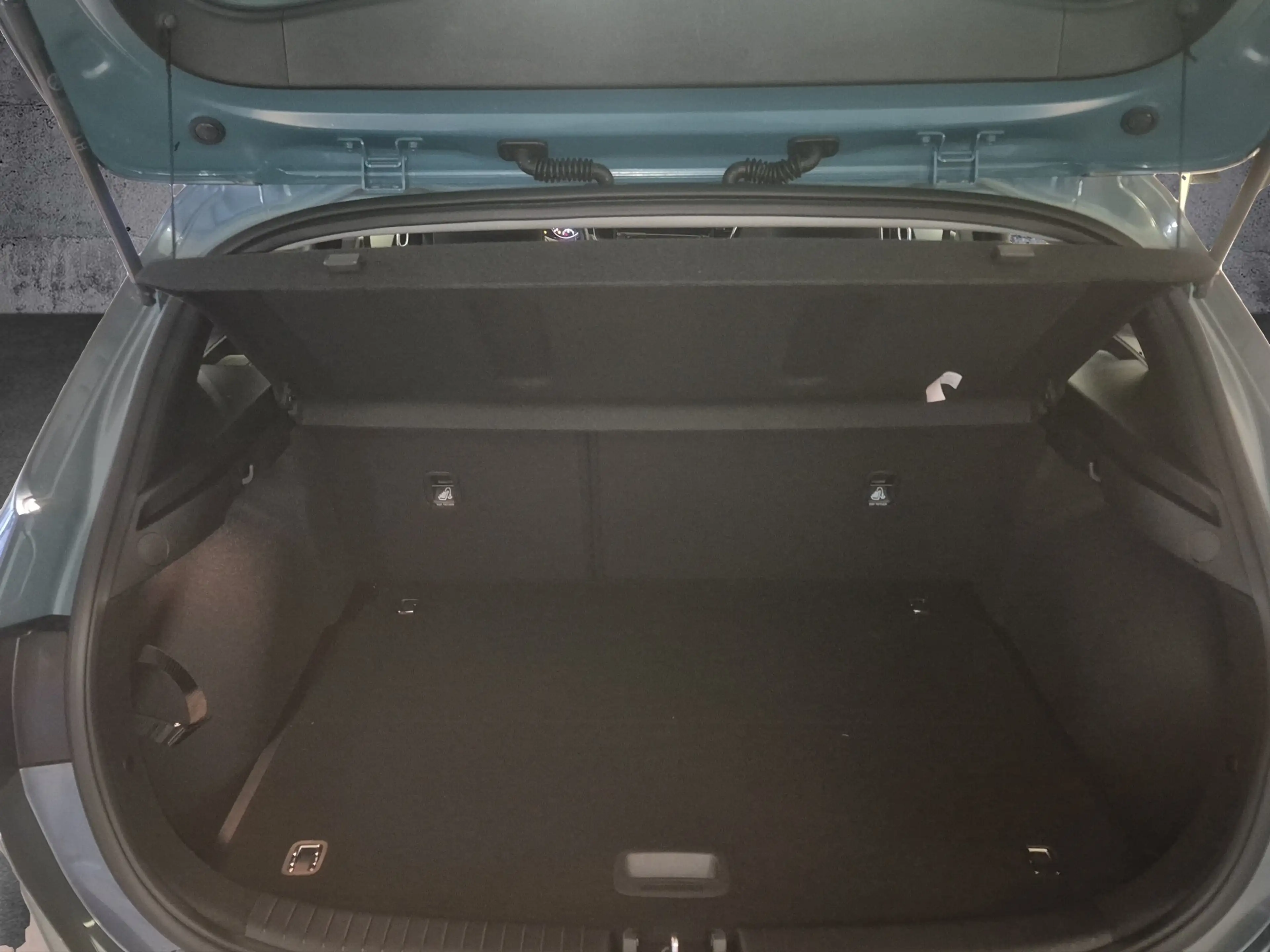 Kia Ceed / cee'd CEED 1.5T DCT VISION KOMF+ AHK NAVI KAMERA PDC — photo 11