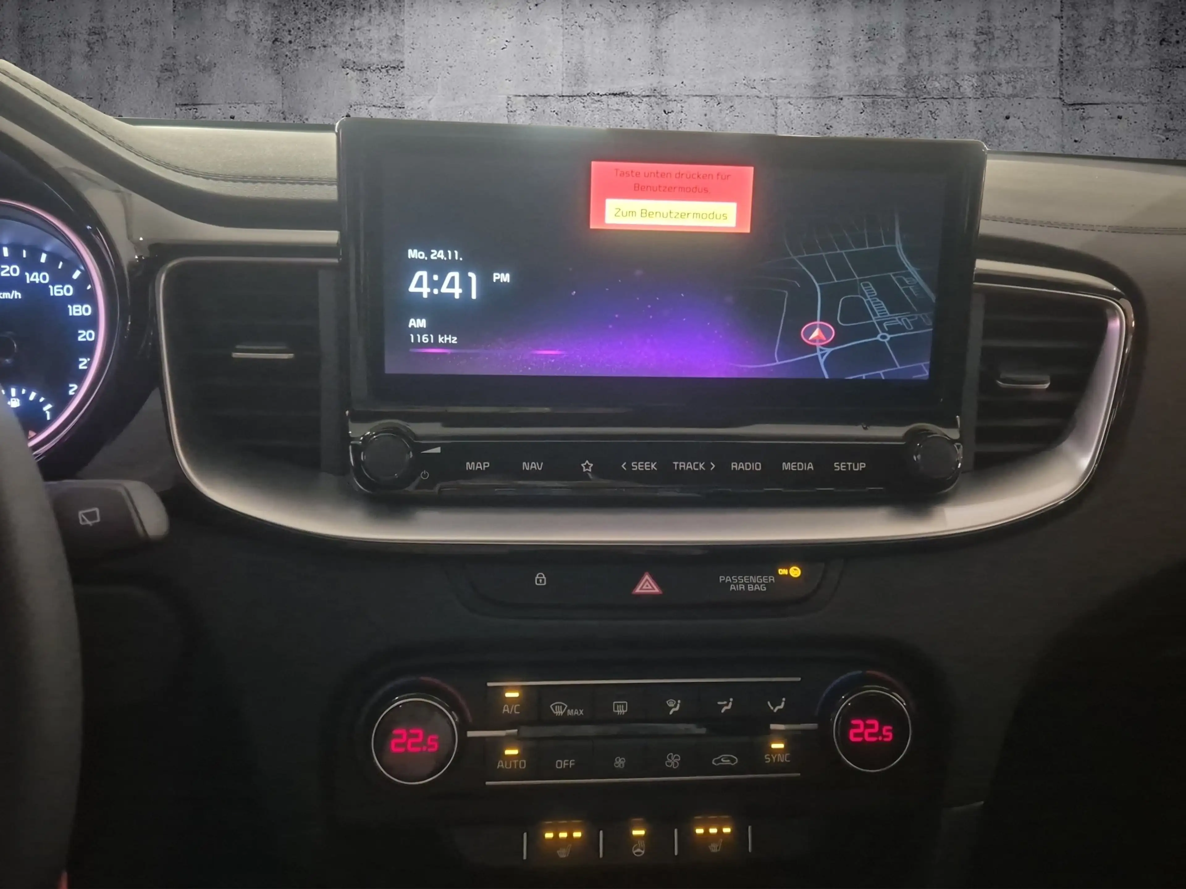 Kia Ceed / cee'd CEED 1.5T DCT VISION KOMF+ AHK NAVI KAMERA PDC — photo 12