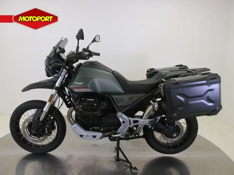 Moto Guzzi V 85 TT - foto 4