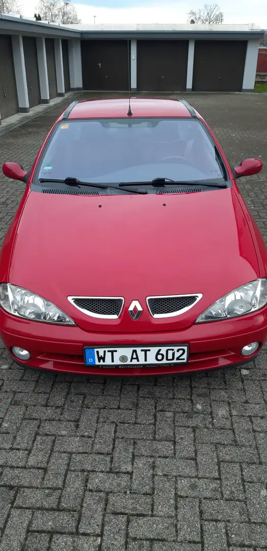 Renault Megane Megane+Coupe+1.4+Expression Червоний - 2