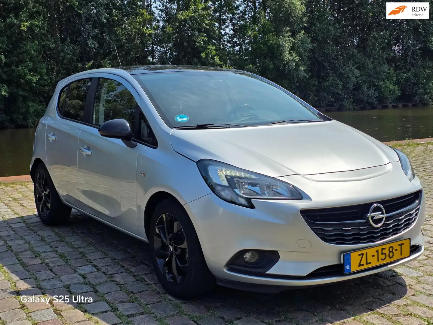 Opel Corsa 1.2 Dealer onderhouden airco cruis control cv op a Grijs - 1