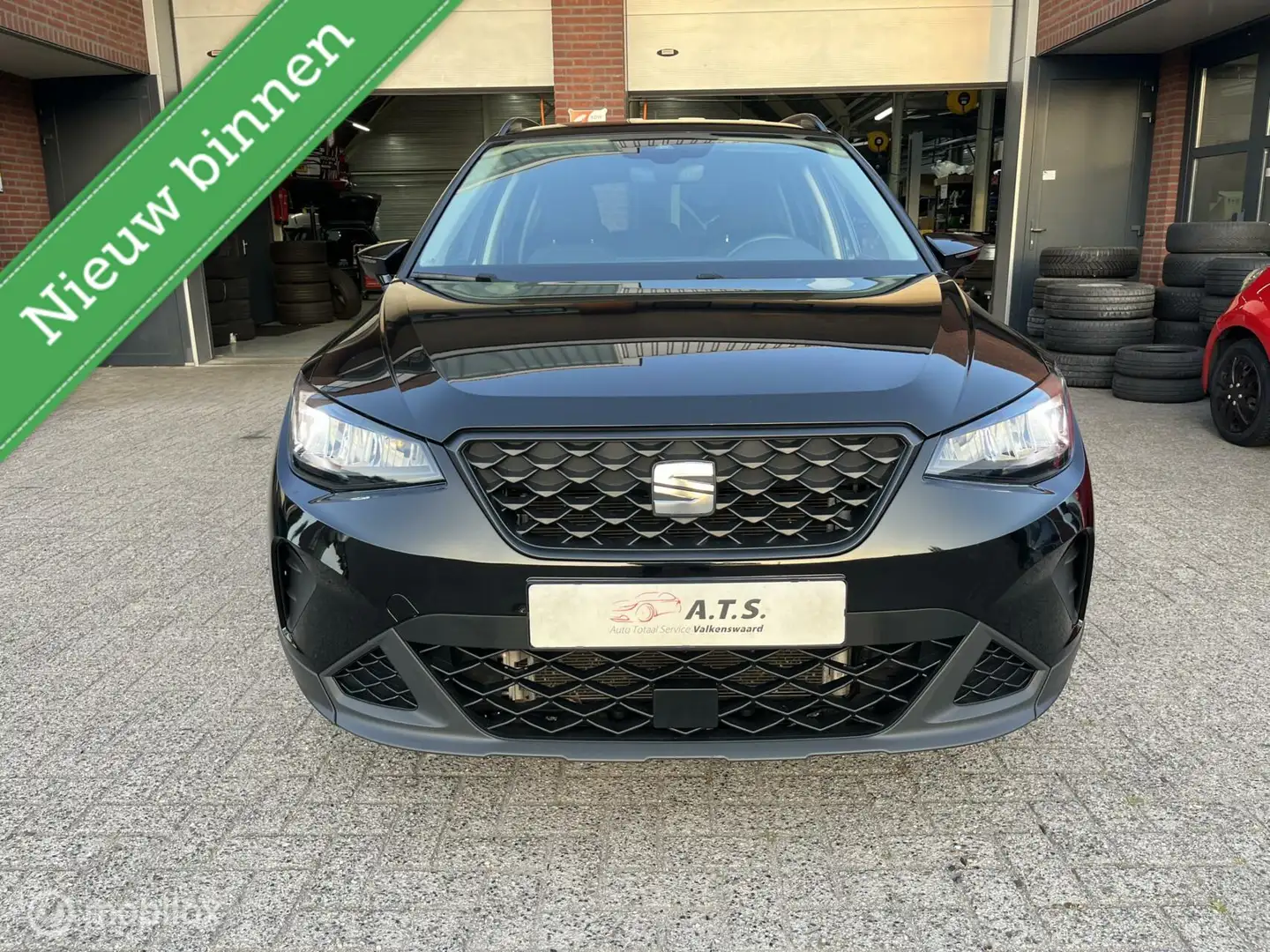 SEAT Arona 1.0 TSI DSG Style NAVI*CRUISE*PDC*CLIMA*LED* Zwart - 2