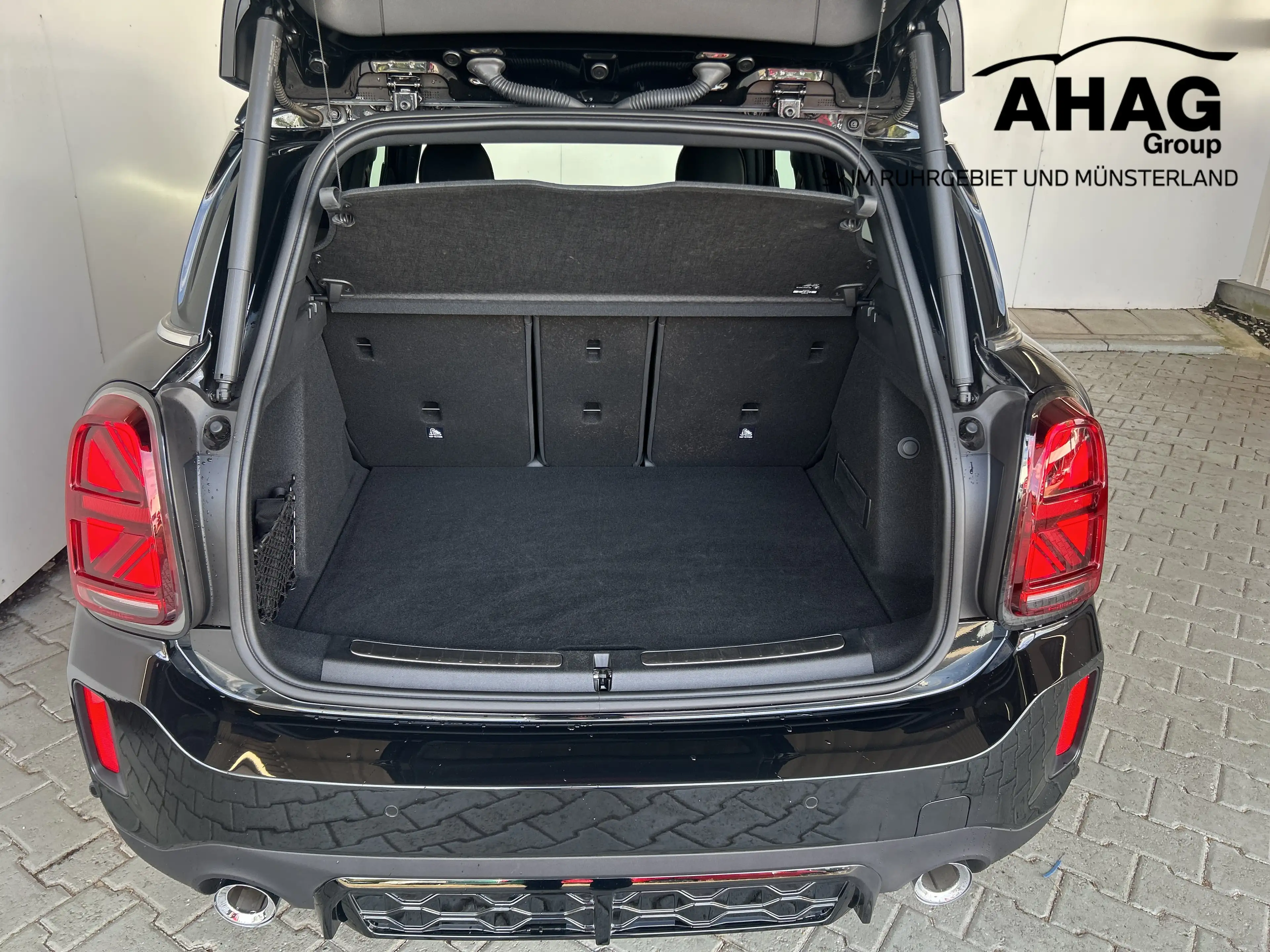 MINI John Cooper Works Countryman John Cooper Works ALL4 Country — photo 14