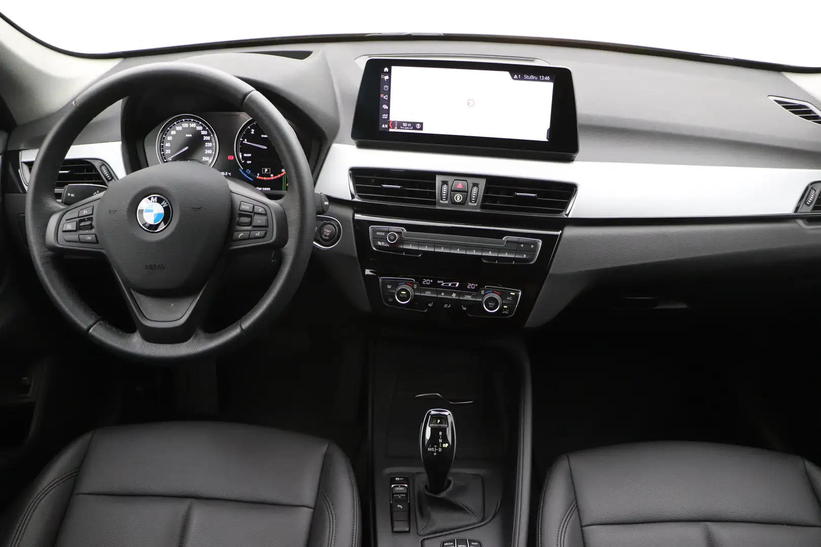 BMW X1 1.5iA sDrive18 OPF Busines+ LEDER/CUIR GPS PDC CAM Grijs - 1