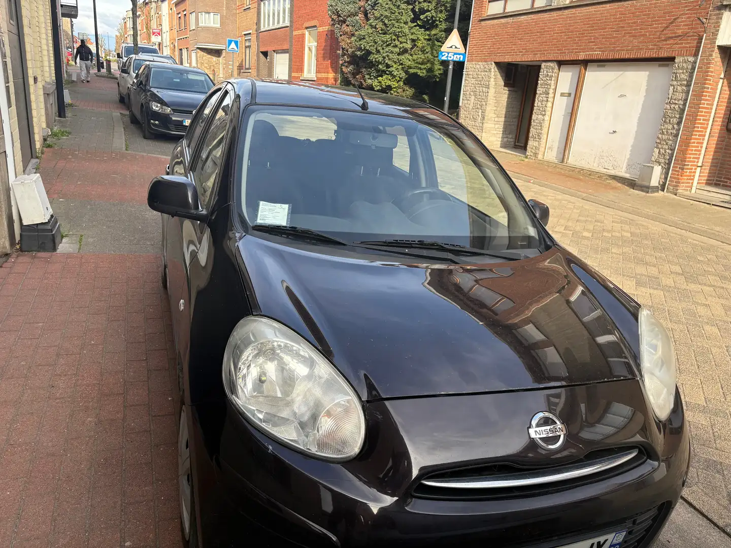 Nissan Micra Bruin - 1