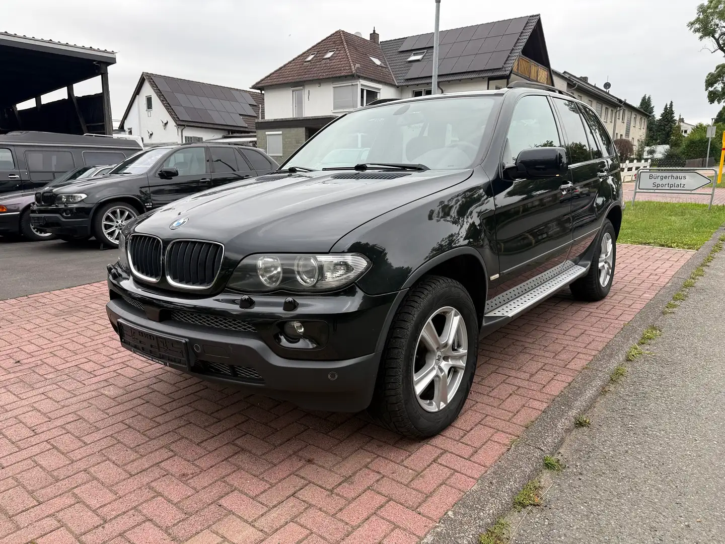 BMW X5 3.0d Panorama Leder Xenon AHK 3500kg Lagerschaden Schwarz - 1