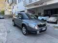 Skoda Yeti Yeti 2009 2.0 tdi Ambition (adventure) 4x4 110cv Gris - thumbnail 12