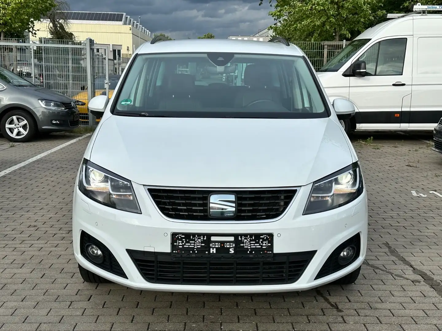 SEAT Alhambra 2.0 TDI*DSG*7-Sitz*ACC*AHK*Spur*KAM*XEN Wit - 2