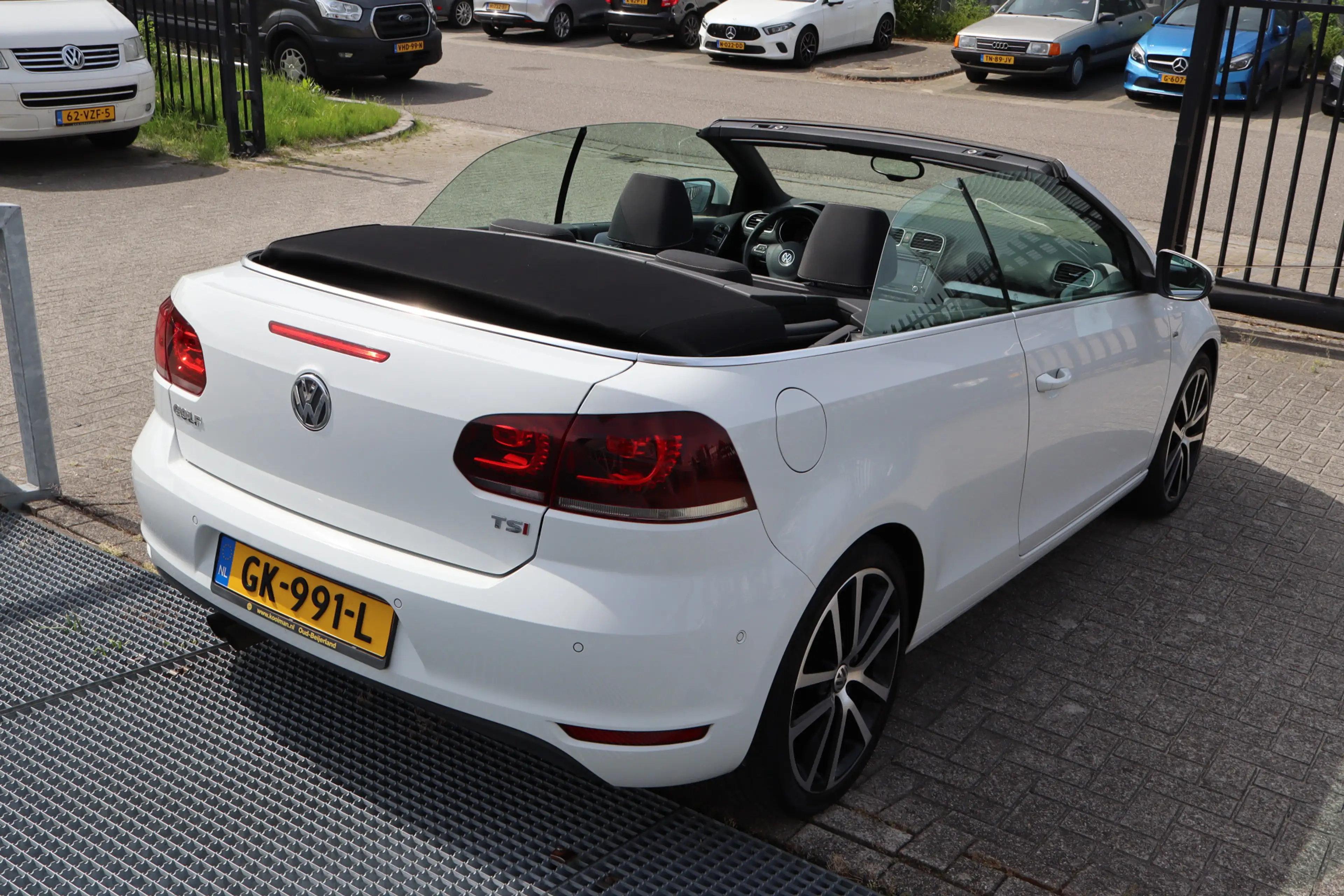 Volkswagen Golf Cabriolet 1.4 TSI Automaat! Stoelverwarming/Cruise control/C — photo 13