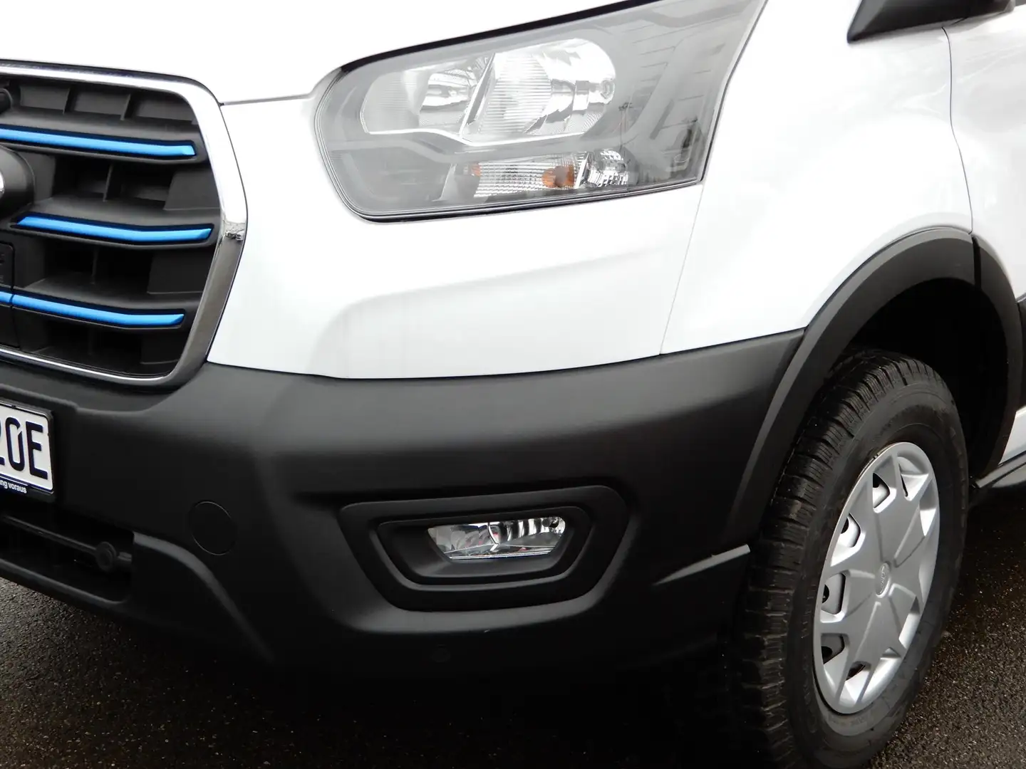 Ford Transit Kasten Trend L2H2 ELEKTRO 77,0 kWh Autom. NAVI&DAB Blanco - 2