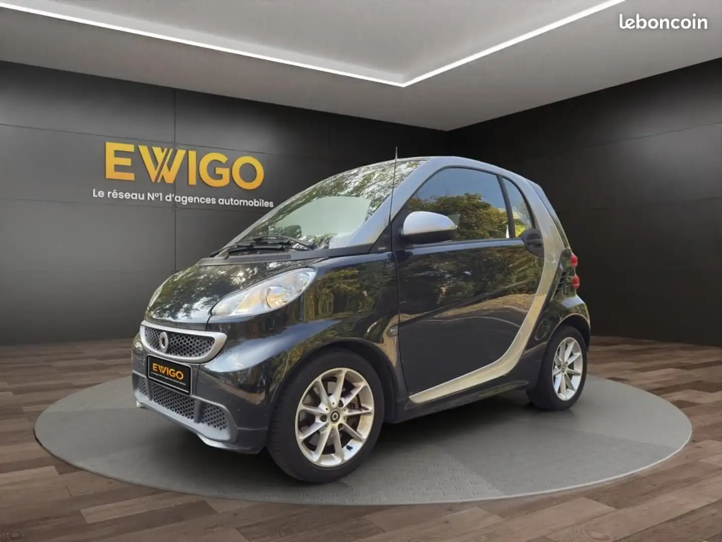 smart forTwo 1.0 T 70 PASSION GARANTIE 6 MOIS Noir - 1