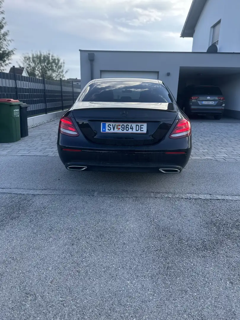 Mercedes-Benz E 220 d Aut. - 2