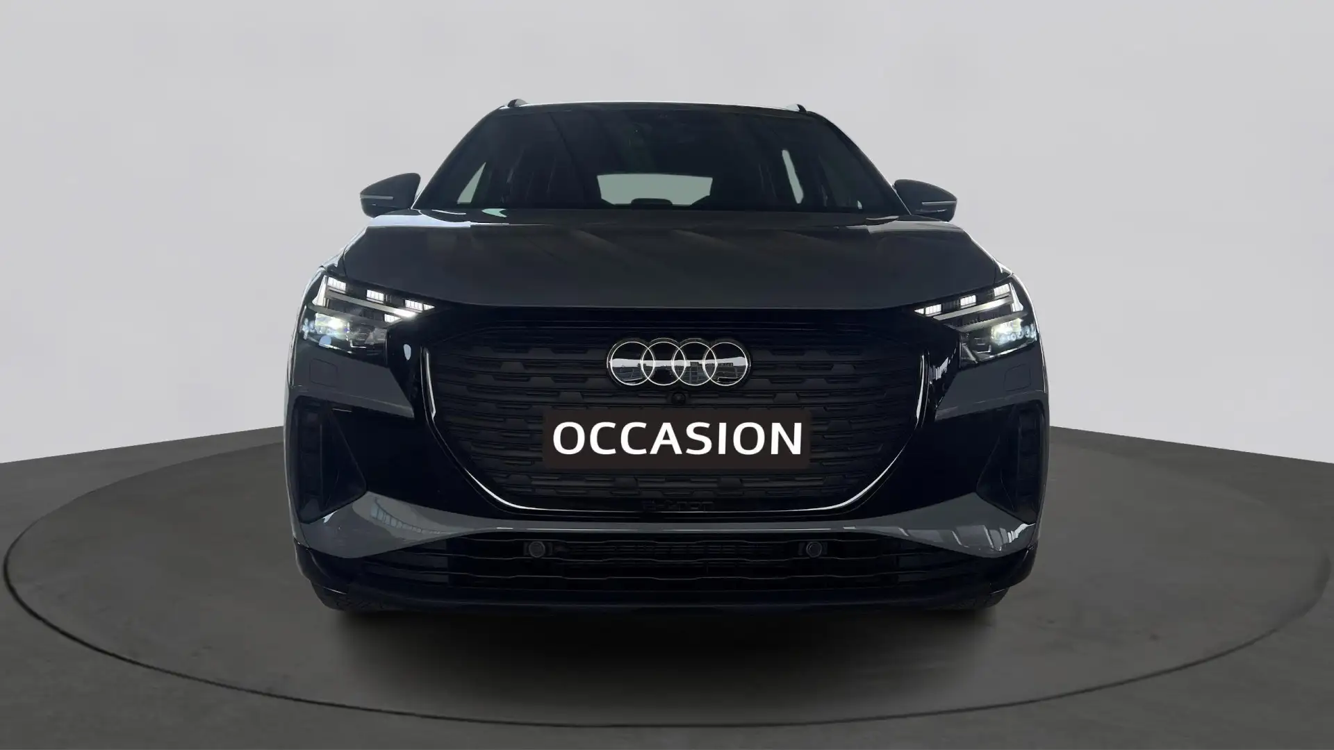 Audi Q4 e-tron 40 Advanced edition 82Kwh 204Pk / Parkeerhulp plus Grau - 2