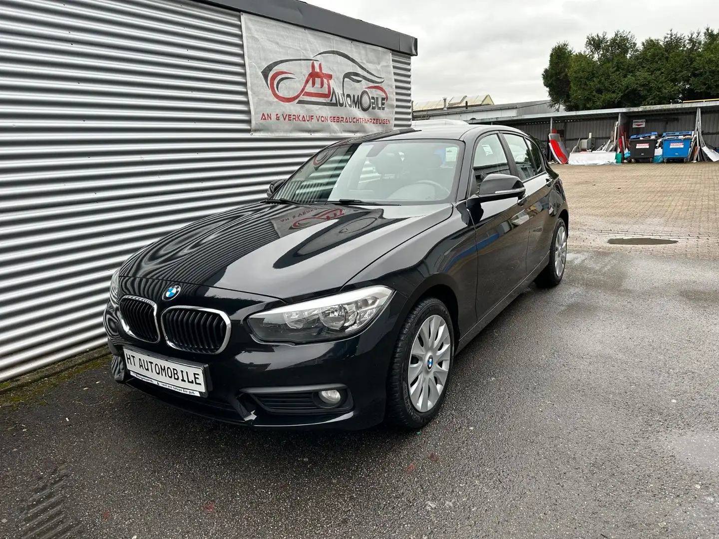 BMW 116 i NAVI/TEMPOM/KLIMAAUT/ST-STOP Czarny - 2