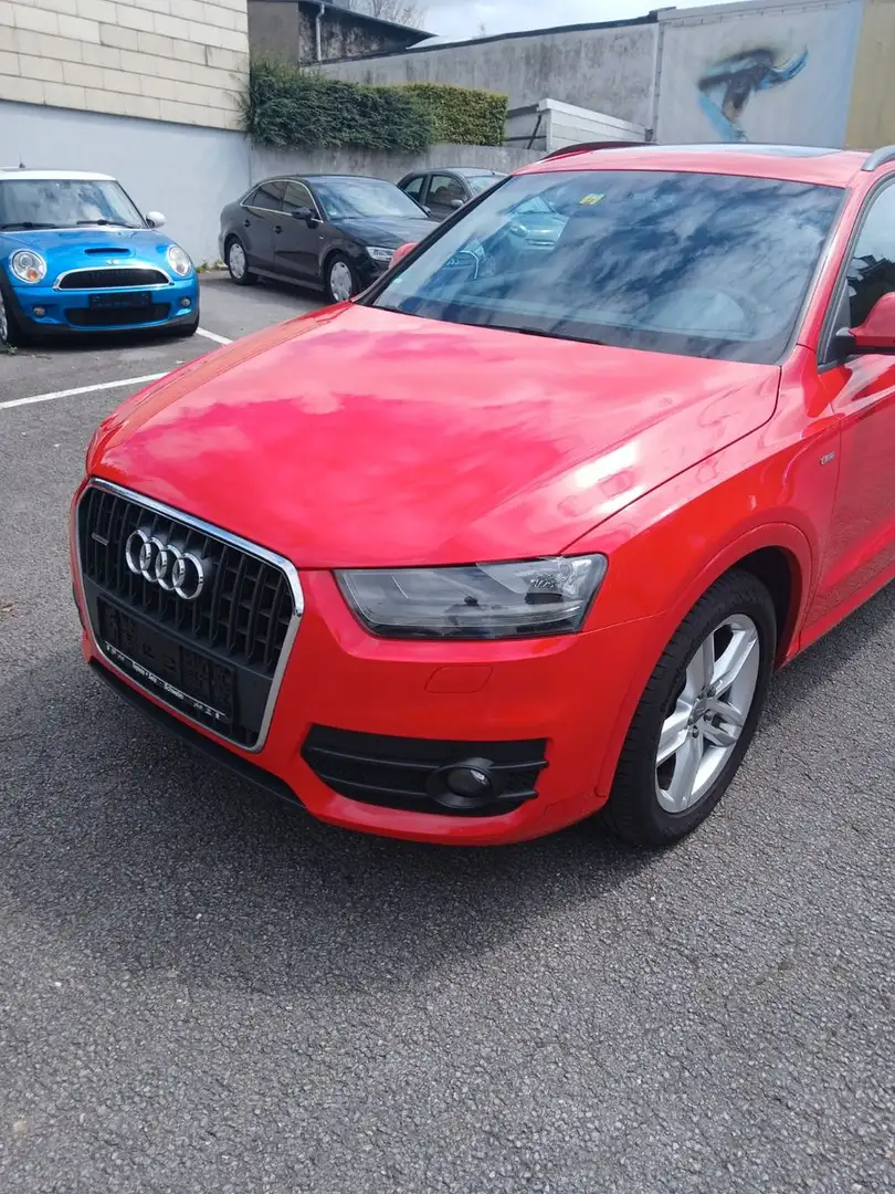 Audi Q3 2.0 TFSI quattro S-LINE Rojo - 1